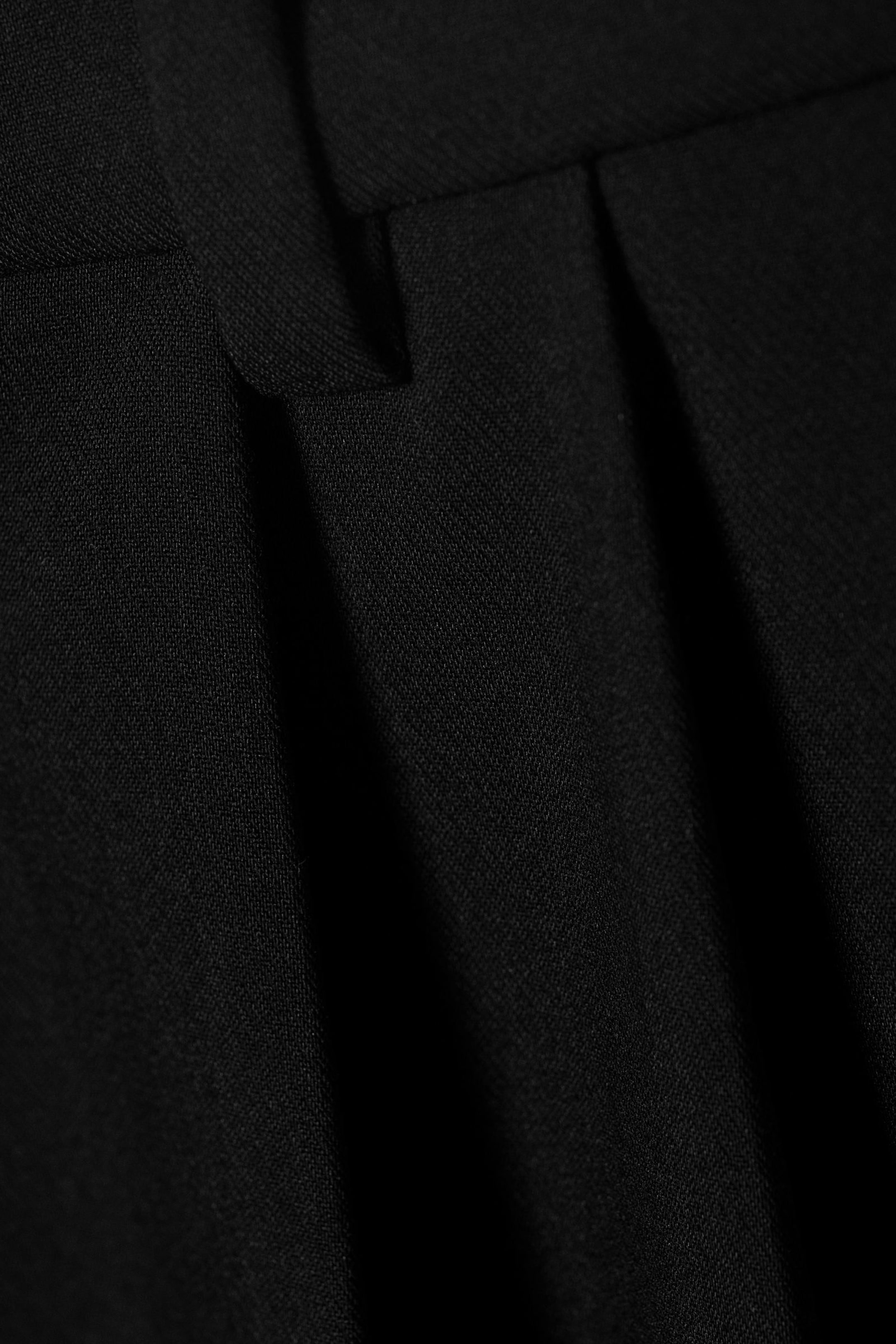 Black - Wide Pleated Tailored Shorts - 4