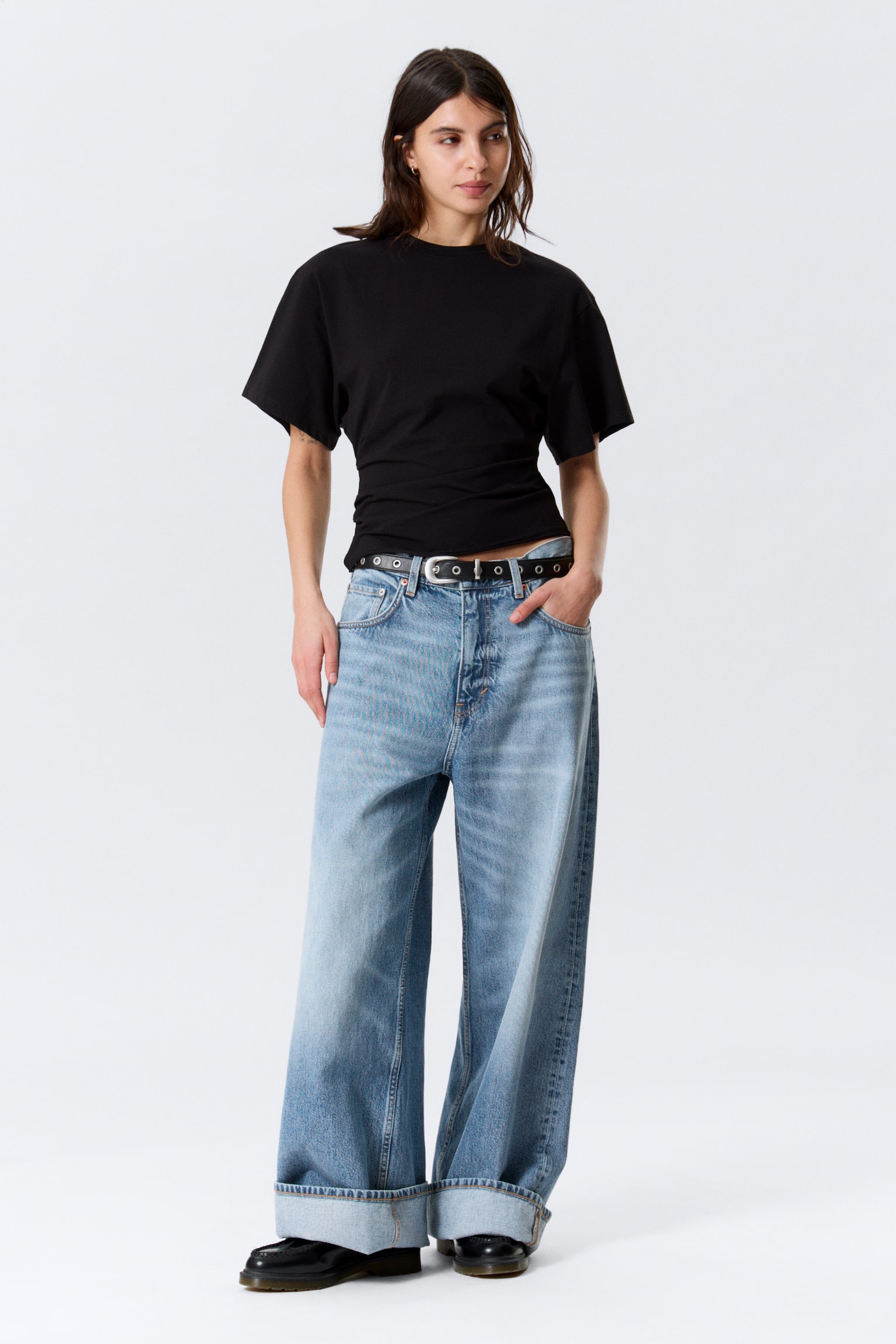 DRAPED FITTED T-SHIRT - Sort/Mørkegrå striber/Hvid - 5