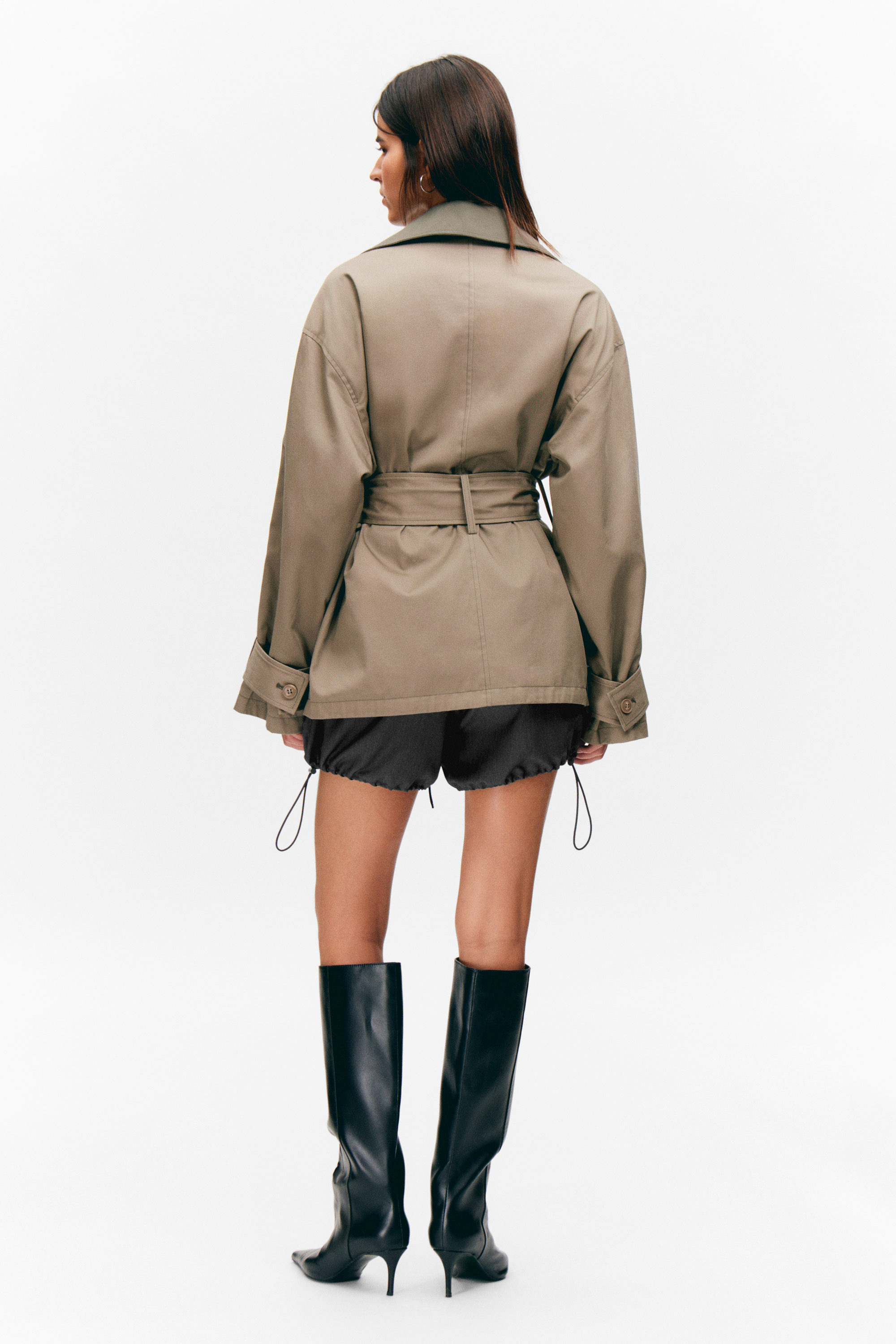 Beige & kakigroen - Korte double-breasted omkeerbare trenchcoat - 5