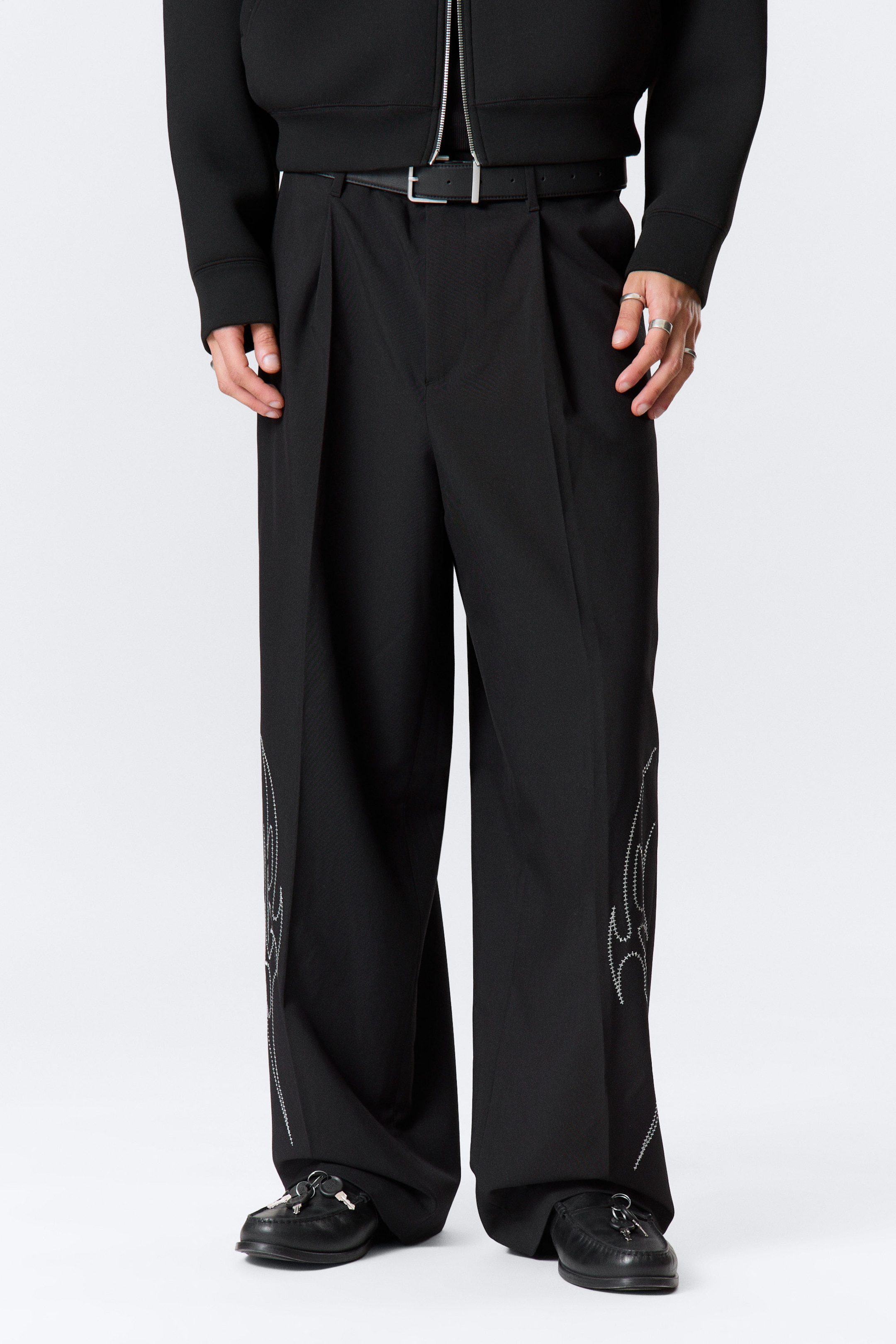 Embroidered Black - Uno Loose Embroidered Suit Trousers - 2