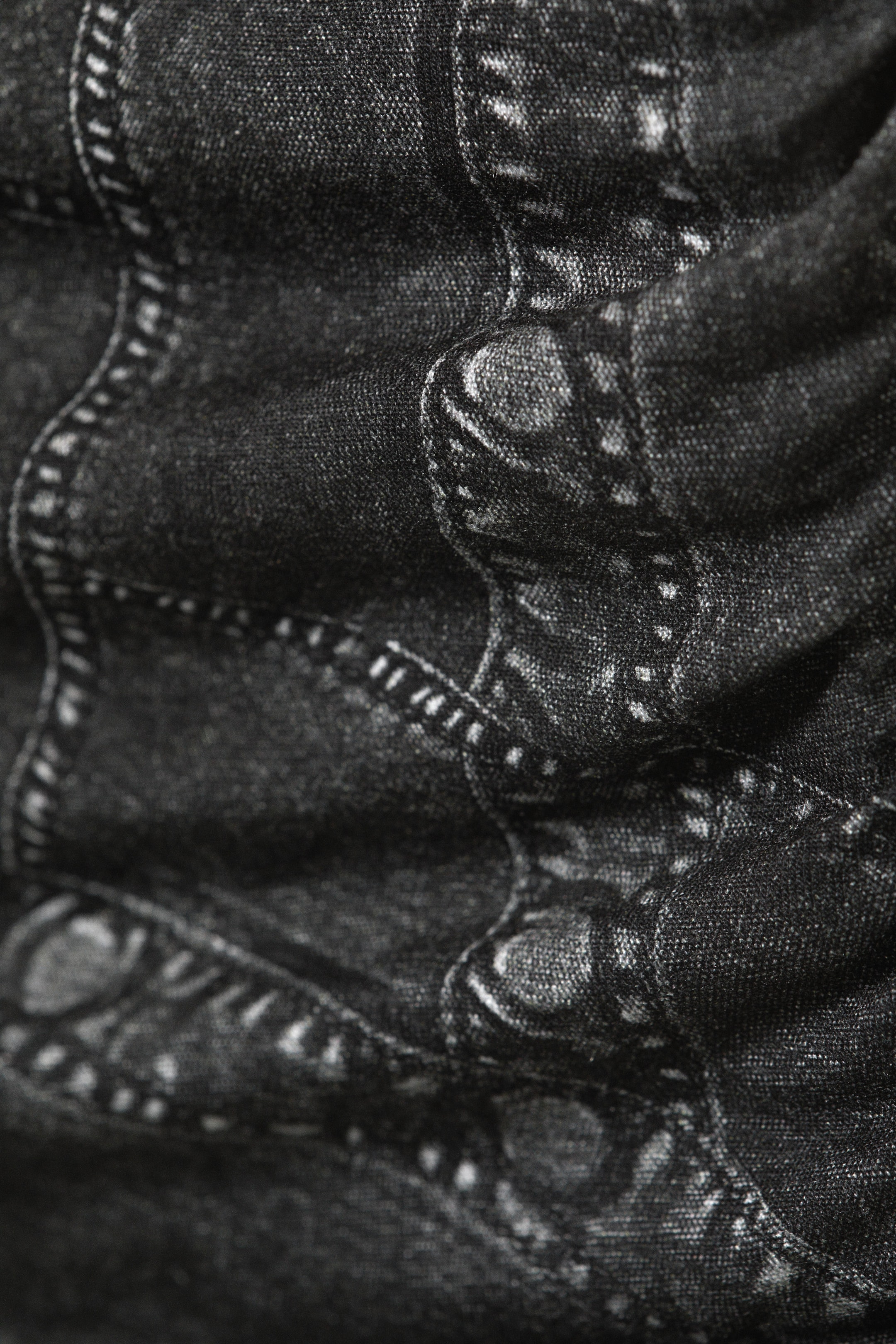 Black - Denim Print - Open-back haltertop met print - 4