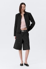 Pinstriped Black - Lean Buttoned Jacket - 2