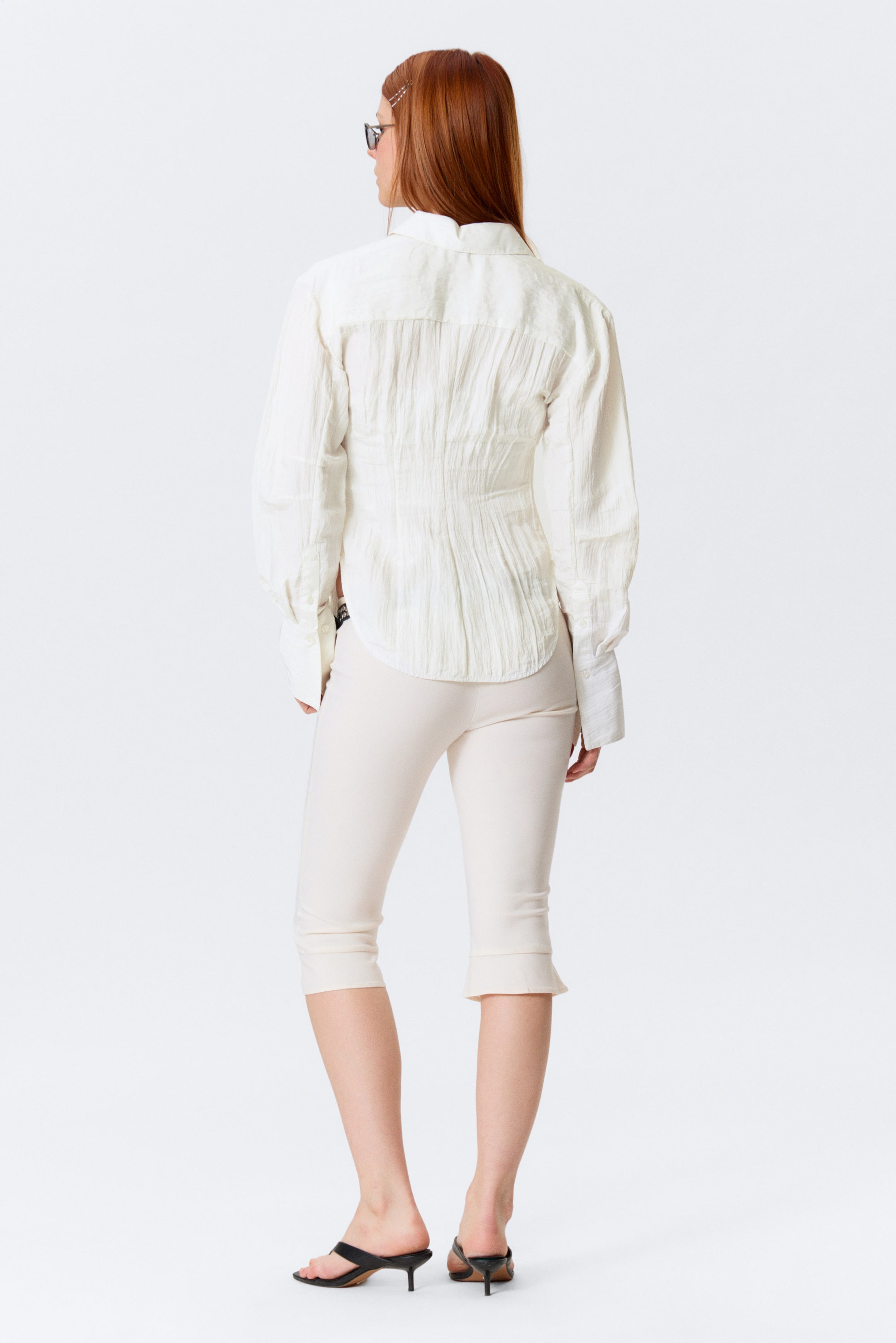 Figursydd skjorte med rynket midje