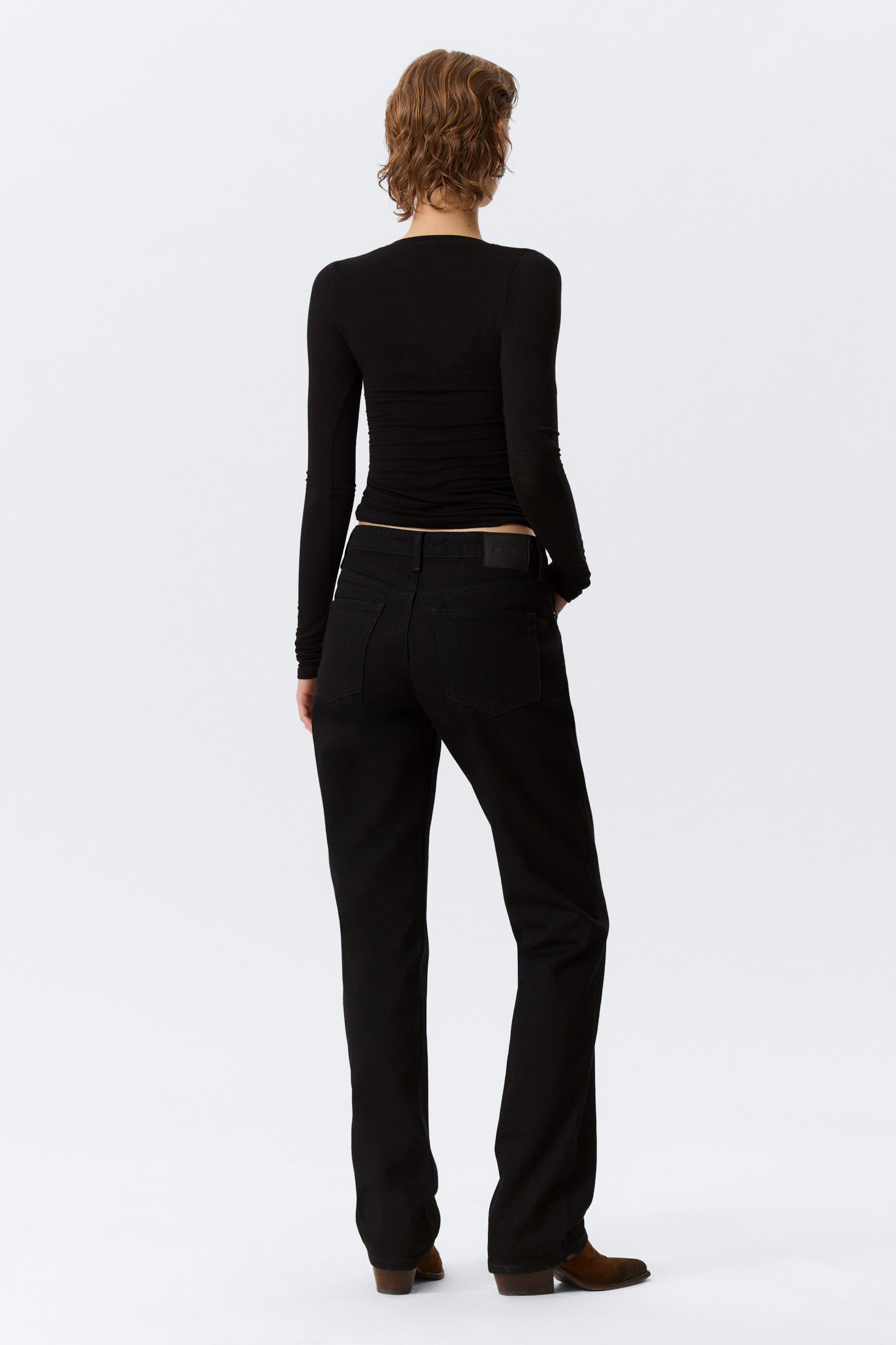 Black Rinse - Black - Laika Mid Rise Regular Straight Leg Jeans - 3