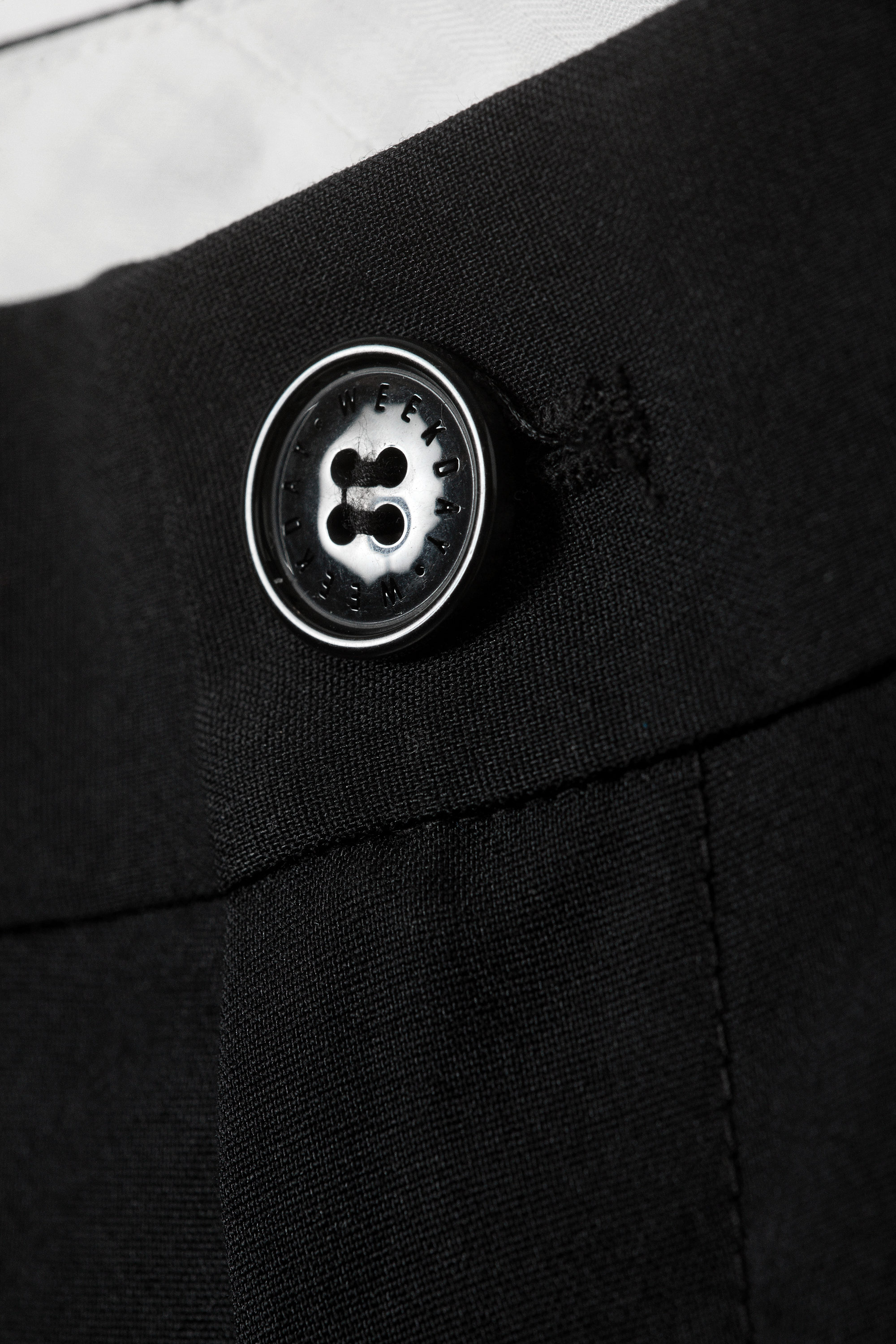 Black - Relaxed Low Rise Bootcut Leg Suiting Trousers - 2