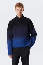 Schwarz/Blau mit Farbverlauf - Pullover mit Farbverlauf aus Mohair-Mix - 0