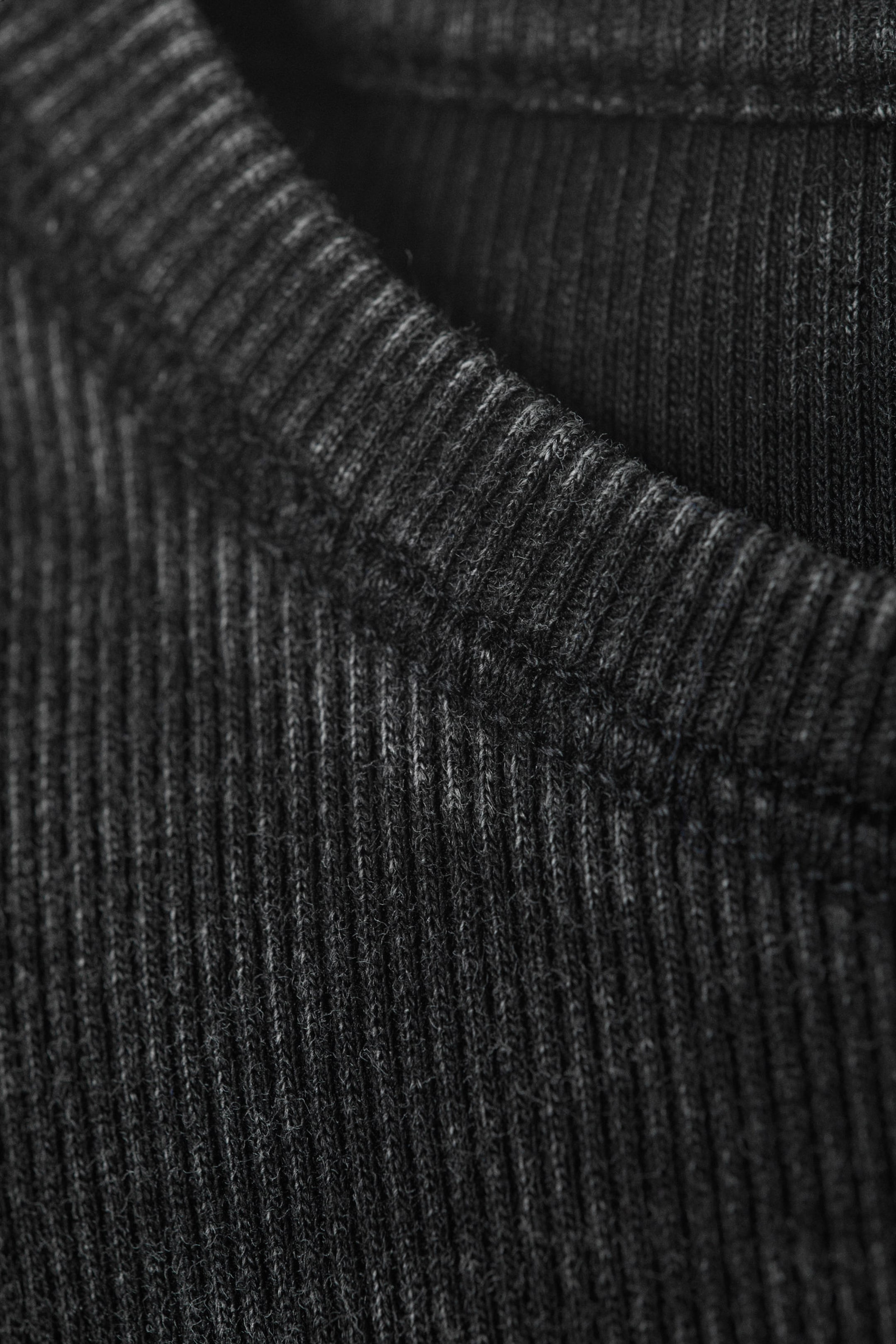 Washed Black - Close Fitted Rib T-Shirt - 1
