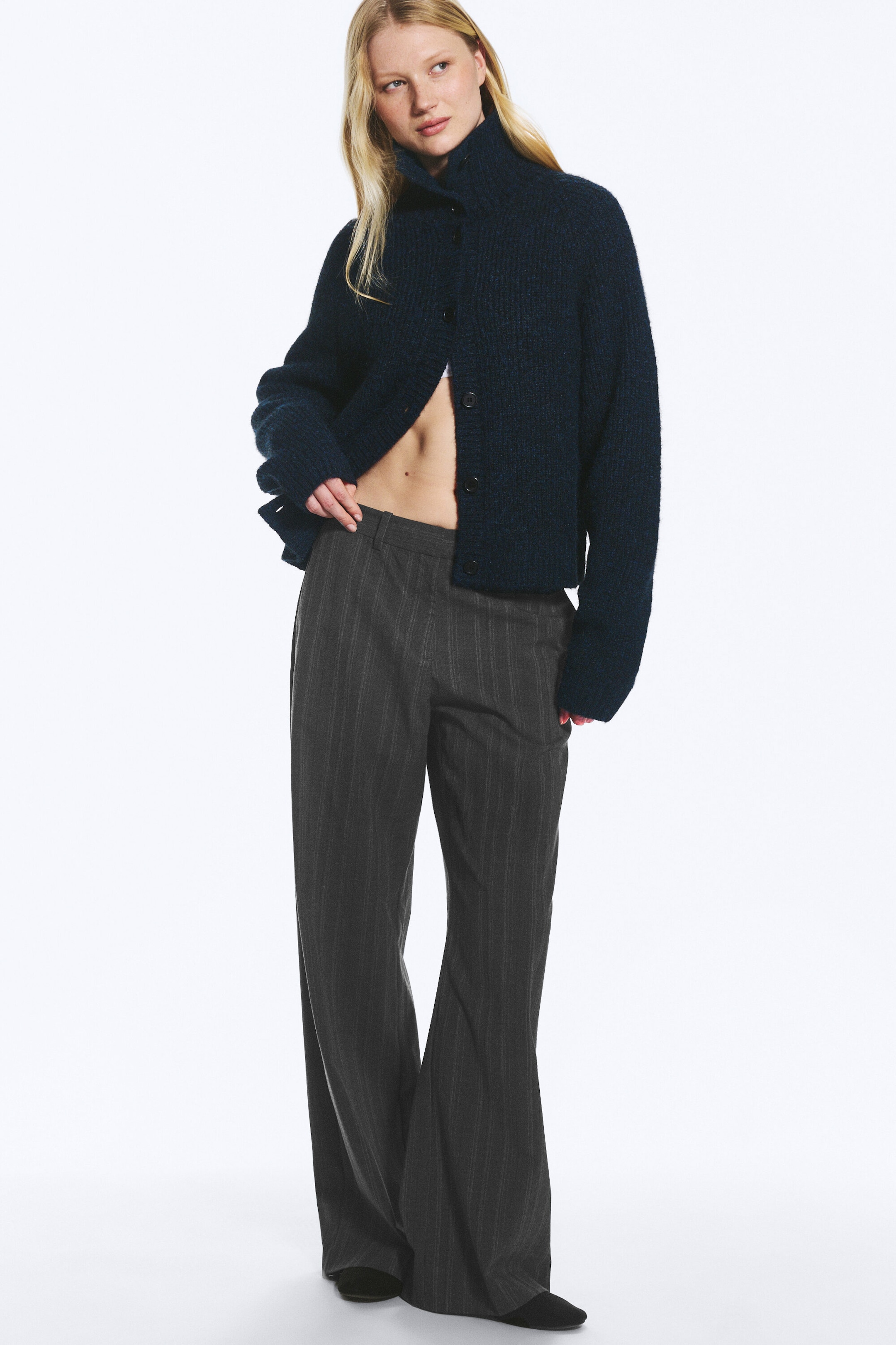 Mørkeblå - Knappet cardigan - 2