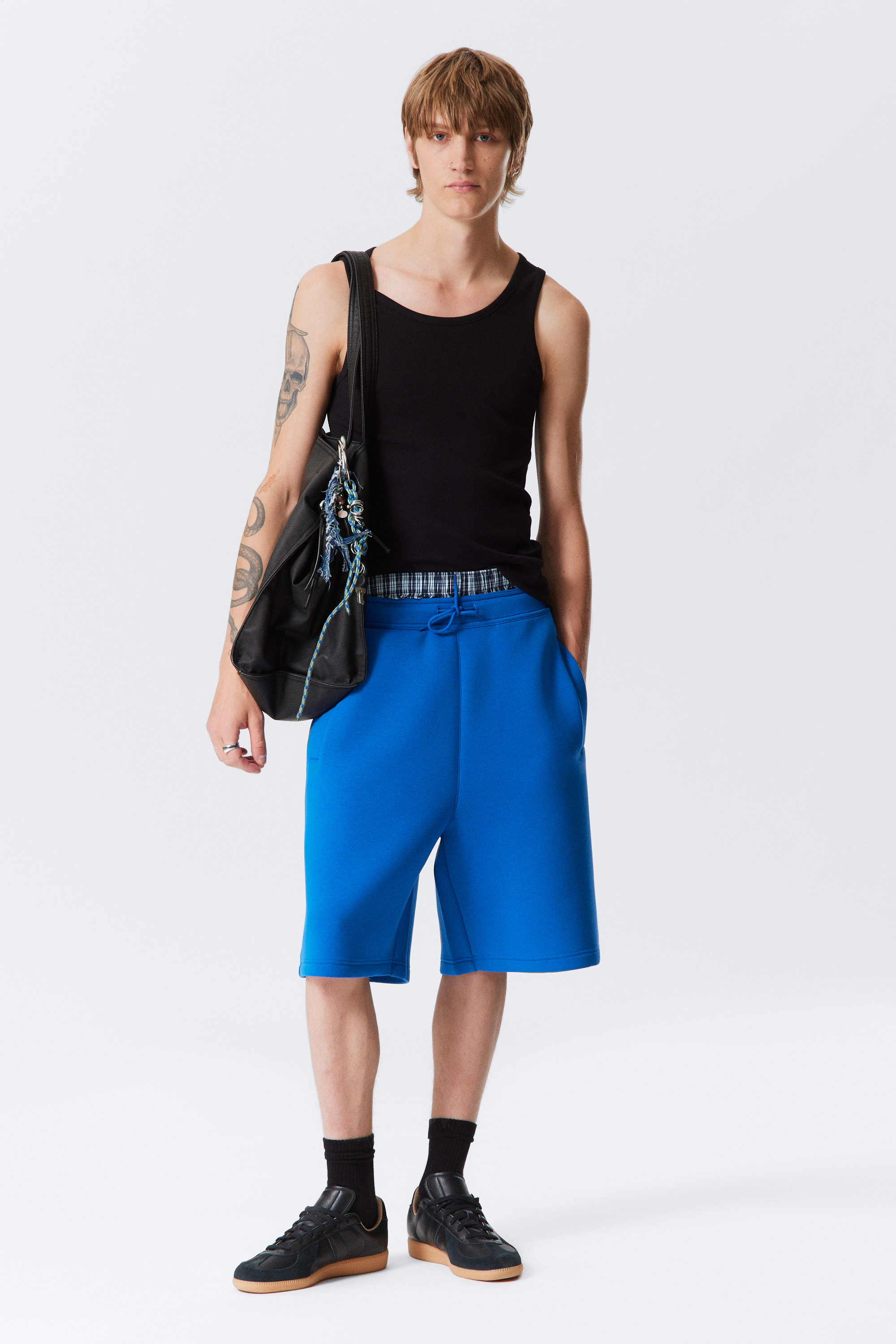 Leuchtendes Blau - Locker geschnittene Scuba-Shorts - 1