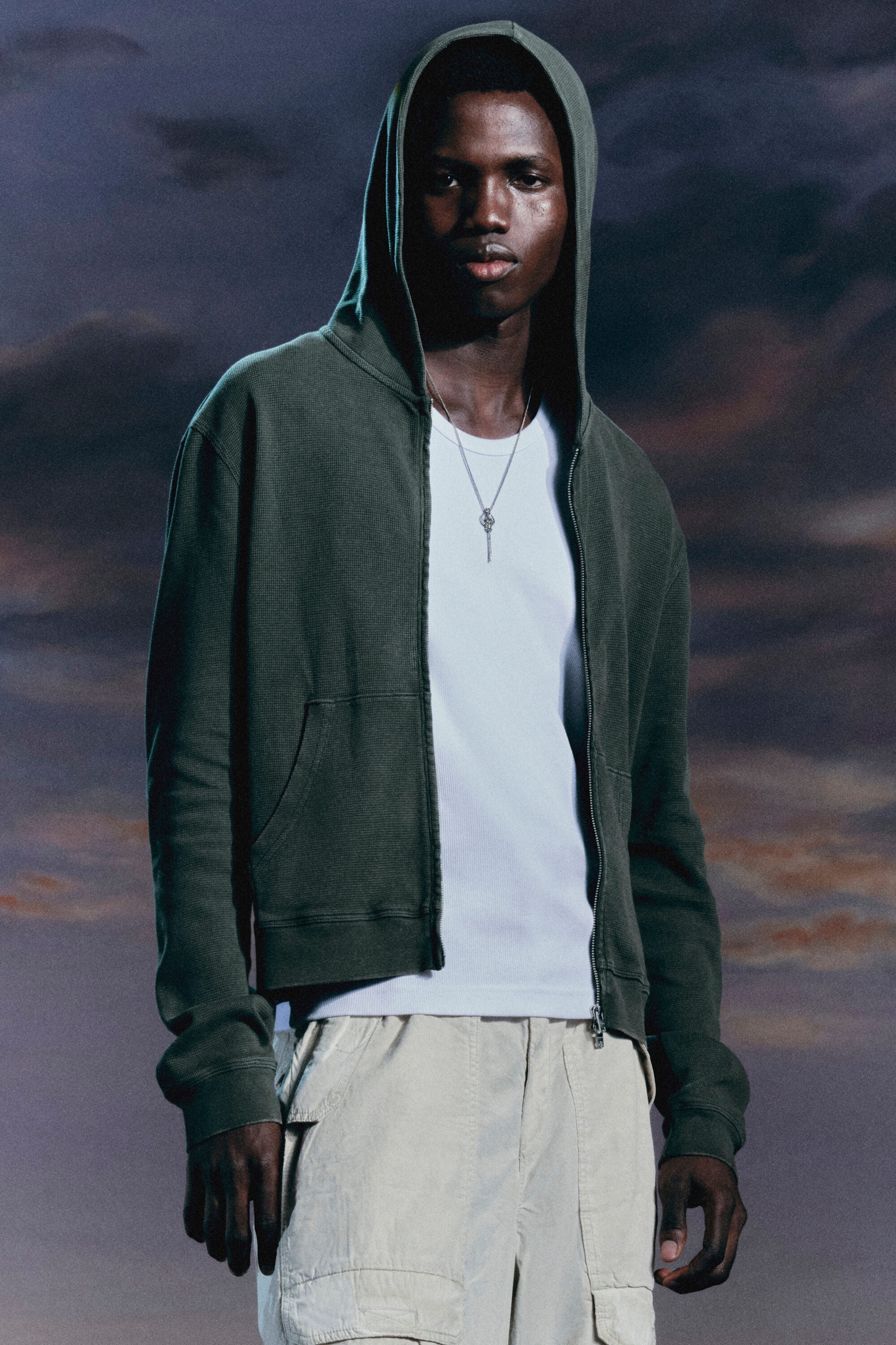 Dunkles Khakigrün - Verkürzter Zip-Hoodie - 1