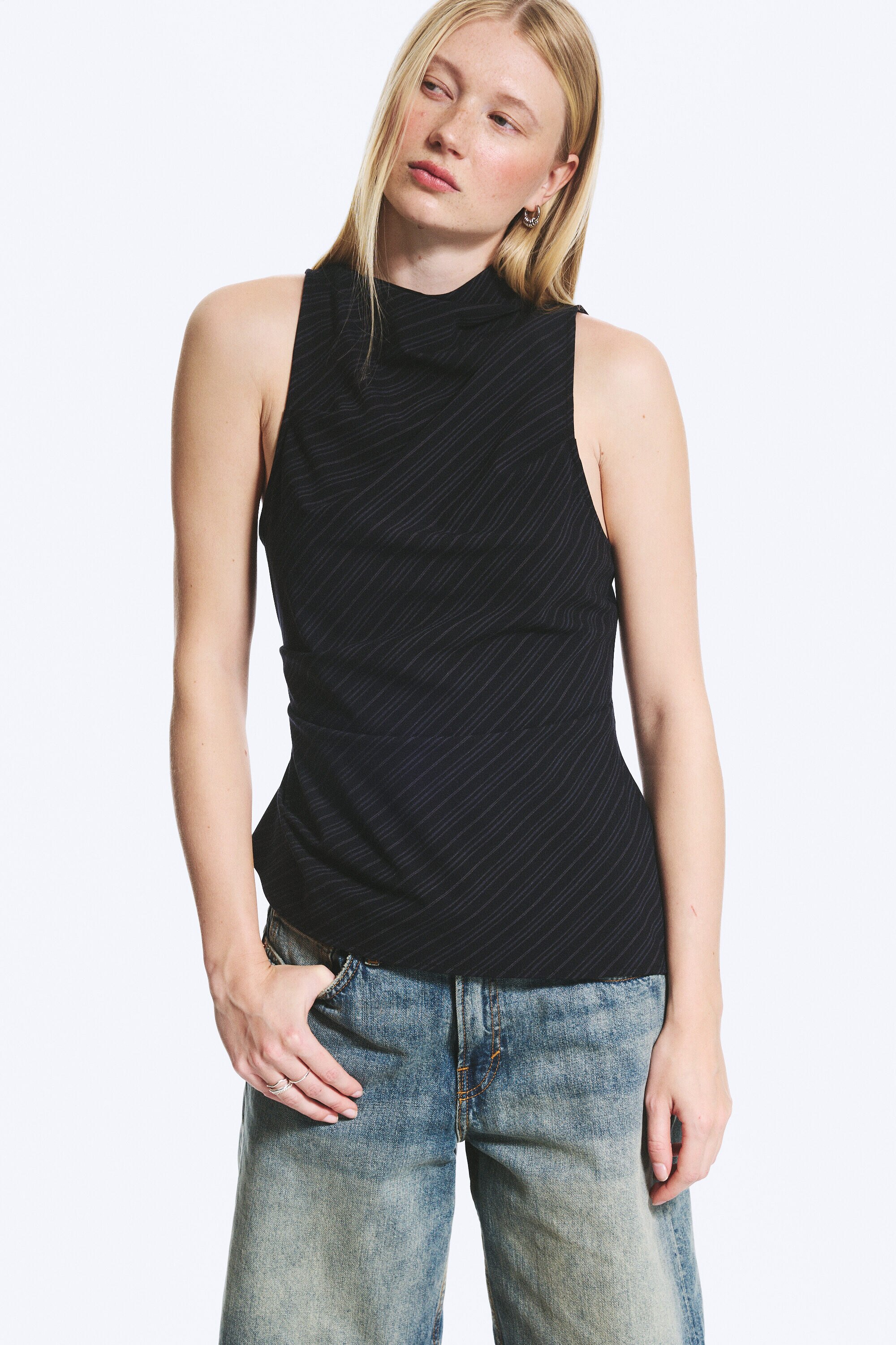 asymmetric sleeveless suiting top - Dark Blue | Weekday WW