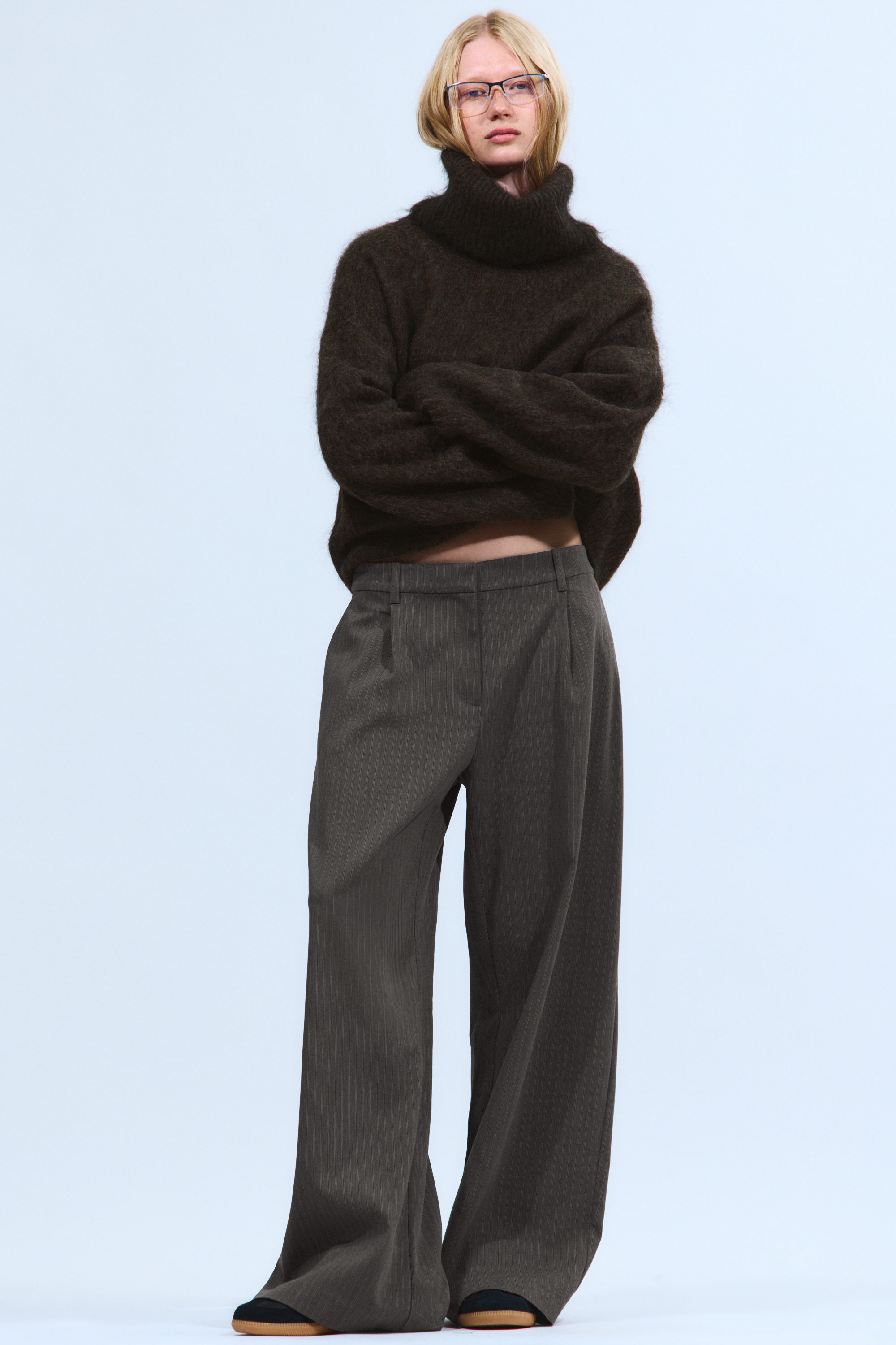Striped Dark Grey - Low Waist Wide Suiting Trousers - 2