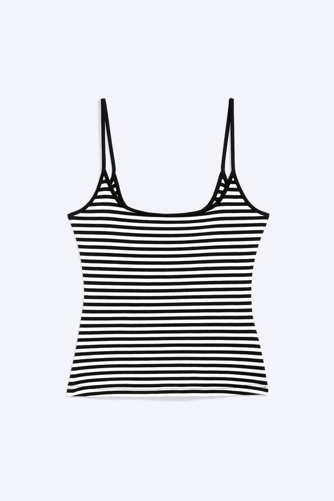 Schmal geschnittenes Trägertop - Weiße & schwarze Streifen/Schwarz/Pink/Braun gestreift/Weiß/Dunkelbraun/Grau meliert/Blau/Pink mehrfarbig gestreift - 1