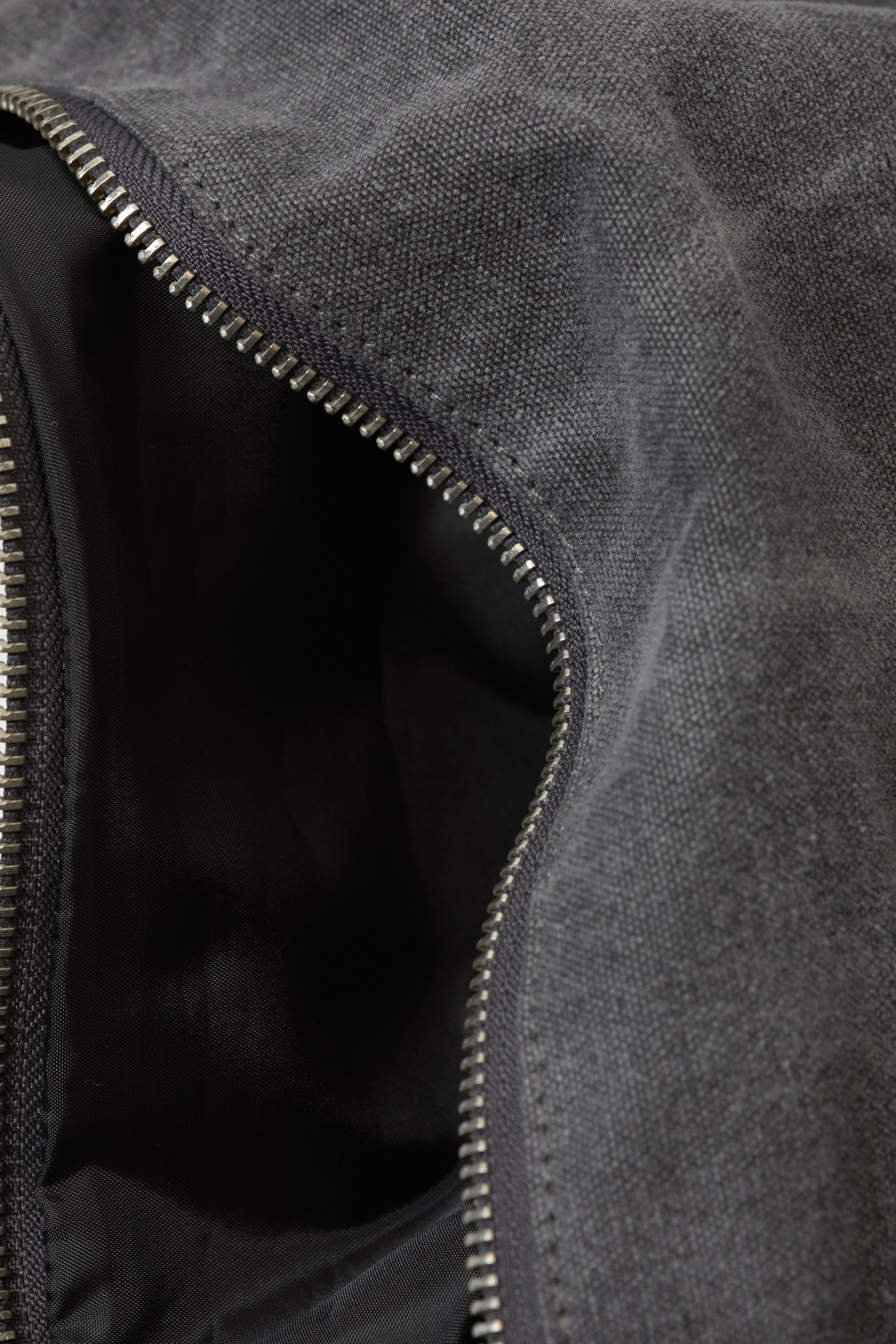Agrandir l'image: Sac à bandoulière en coton délavé - Gris foncé délavé - FEMME | H&M FR 4