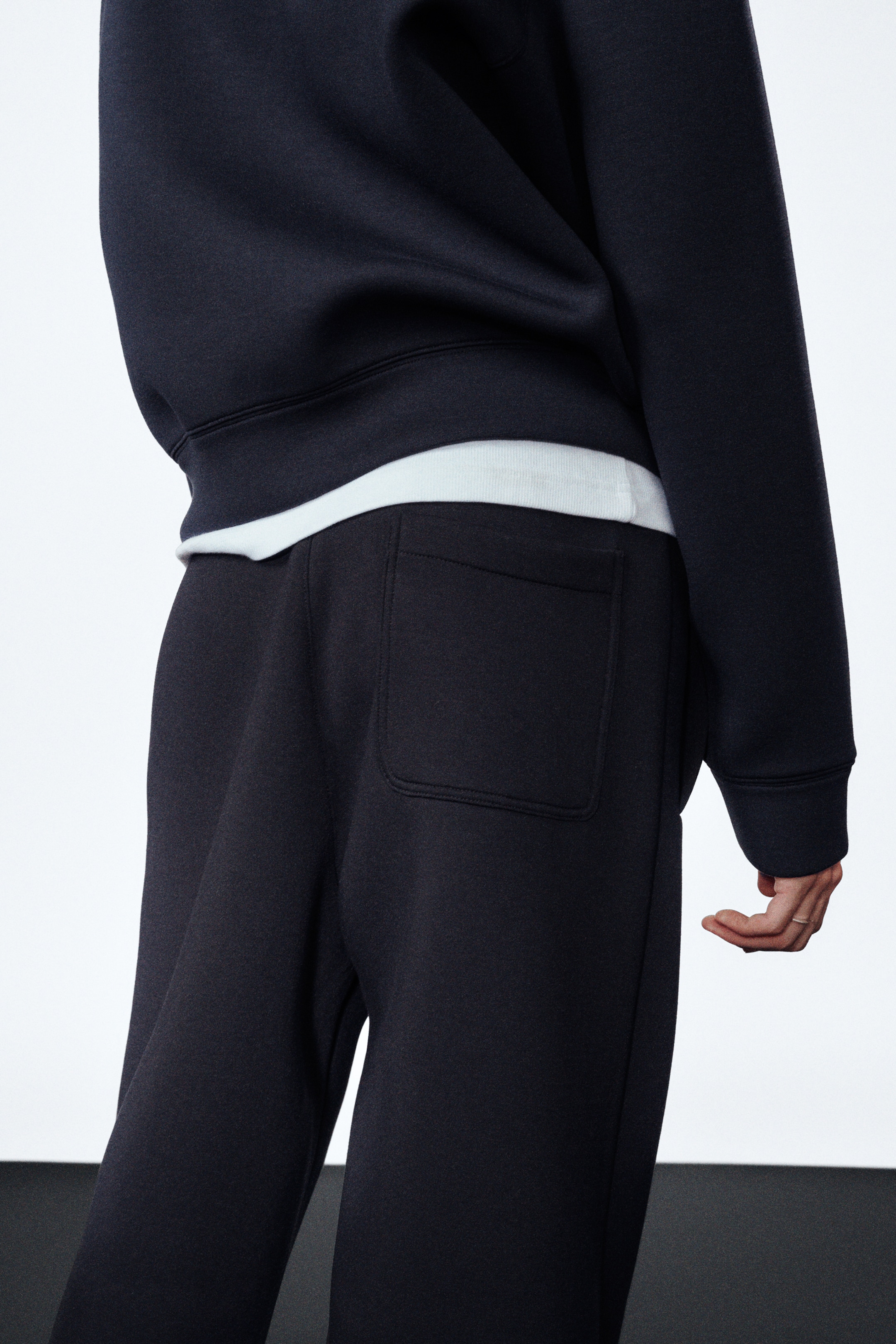 Agrandir l'image: Pantalon en textile façon néoprène Loose Fit - Bleu marine foncé - HOMME | H&M FR 3