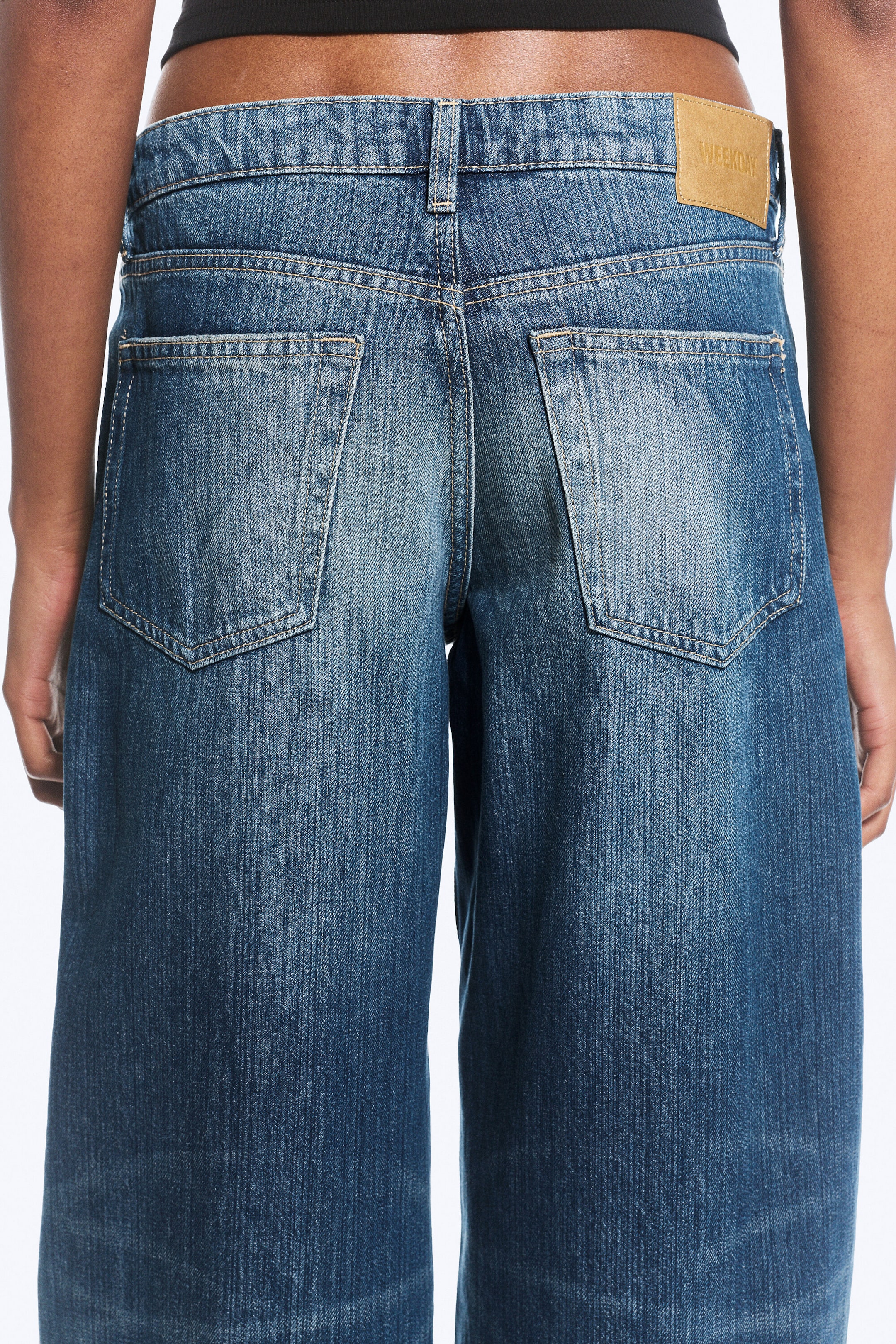 Mine Blue - Mellanblå - Ample Low Waist Loose Wide Jeans - 9