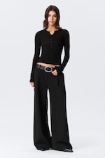 Svart - Smal långärmad henleytröja - 1