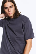 Flieder - T-SHIRT MIT ENTSPANNTER PASSFORM - 2