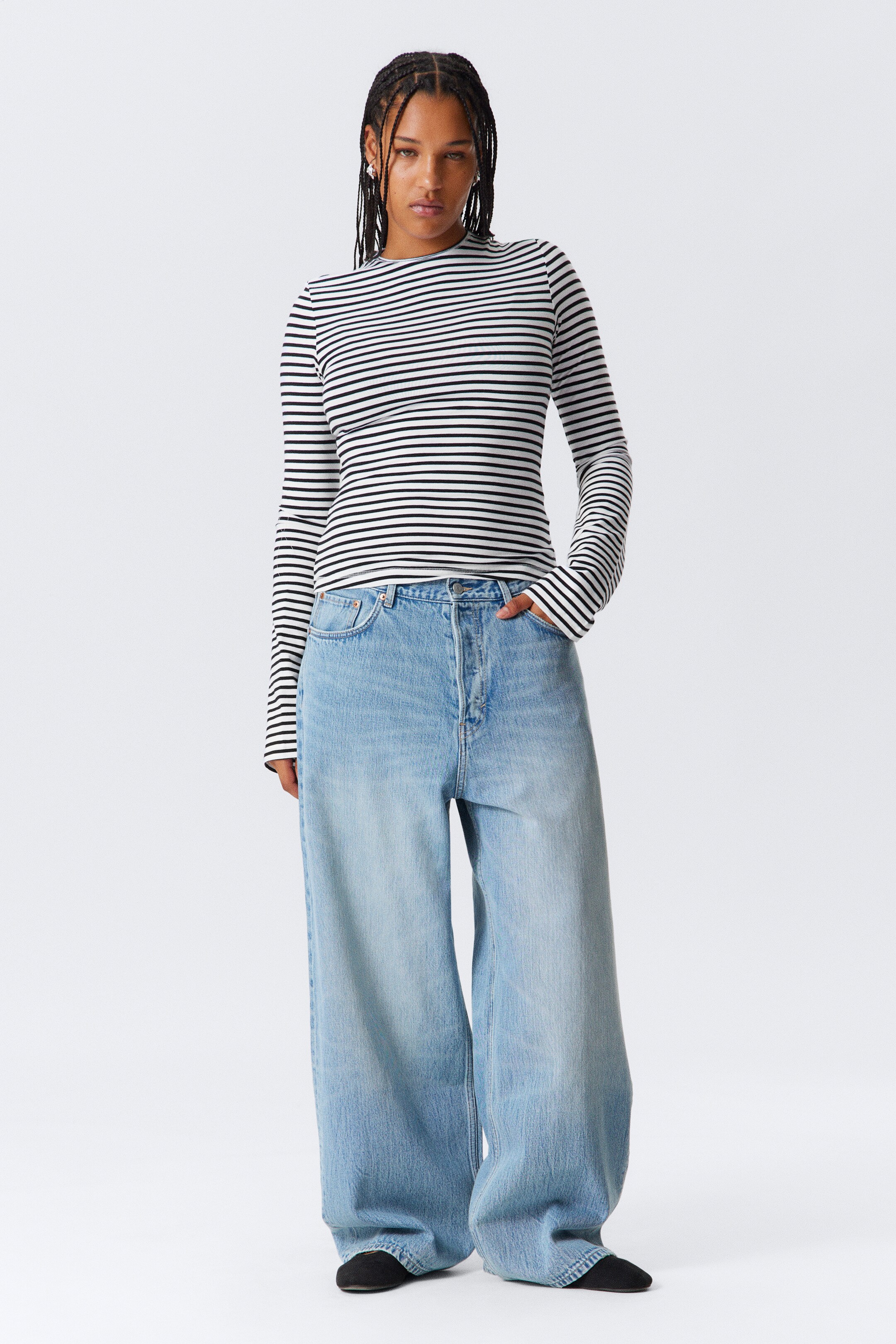 Visualizza immagine più grande: Top in cotone a maniche lunghe - Bianco – Righe nere - DONNA | H&M IT 2
