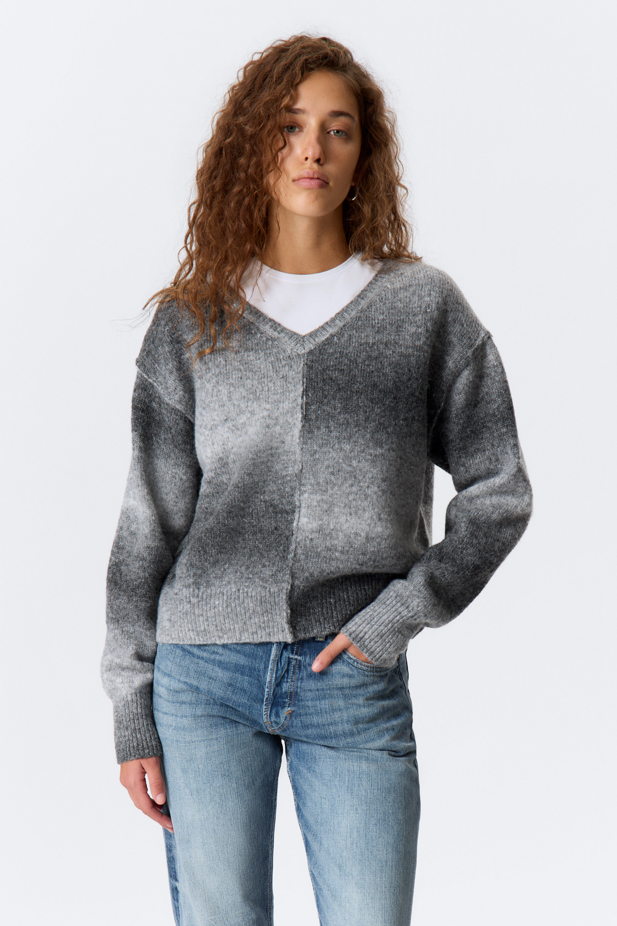Grau - Space-Dye - Space-Dye-Strickpullover mit V-Ausschnitt - 2