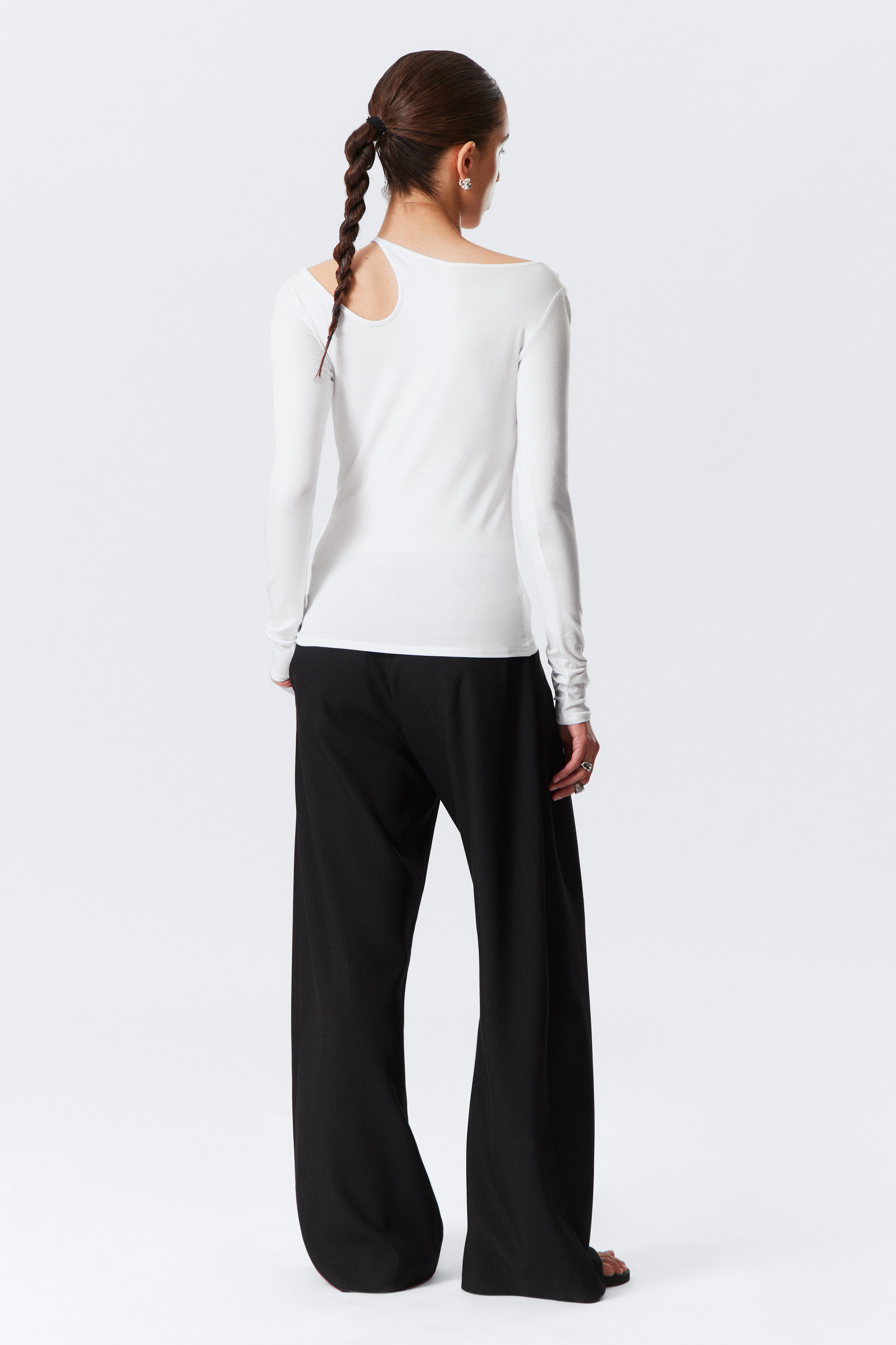White - Long-Sleeved Off-Shoulder Top - 3