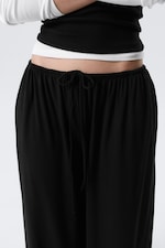 Svart - Soft Mid-Rise Balloon Trousers - 1