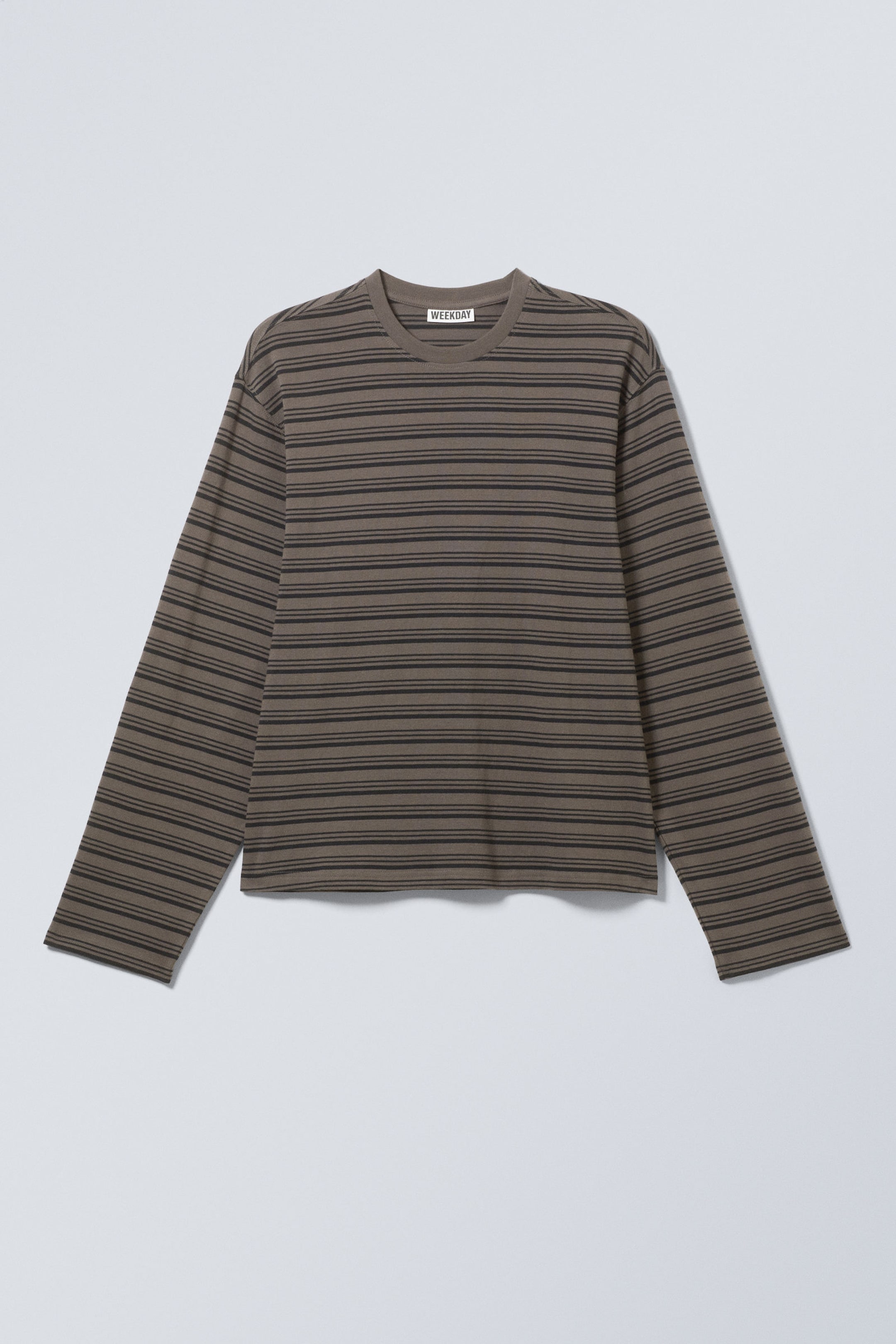 Dunkelbraun gestreift - Gestreiftes Longsleeve mit Boxy Fit - 3
