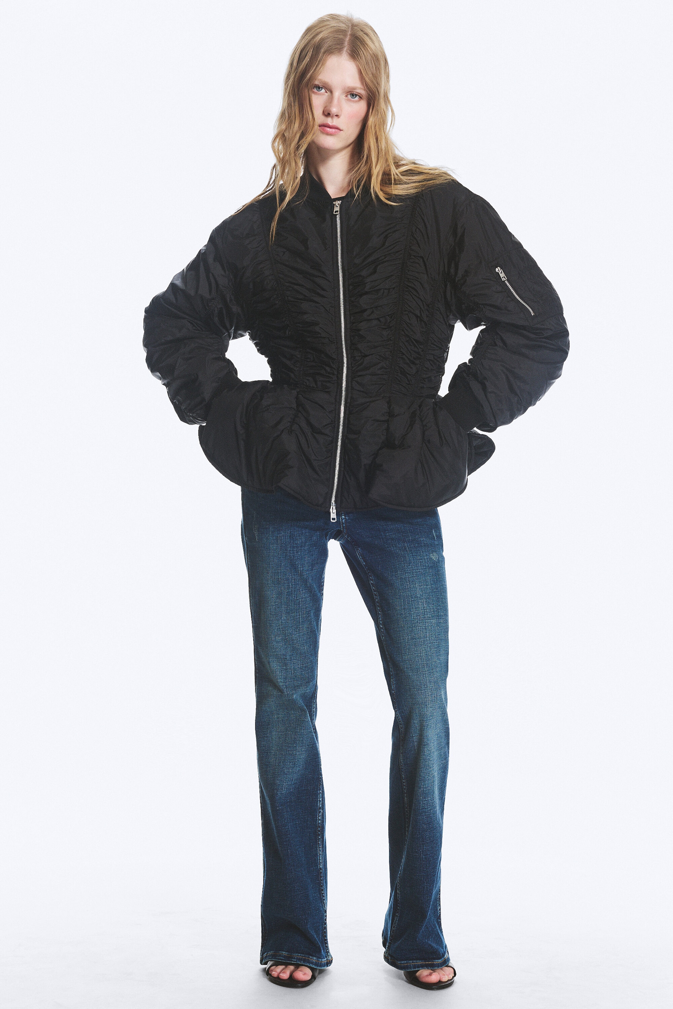 Zwart - Slim ruches peplum bomberjack - 1