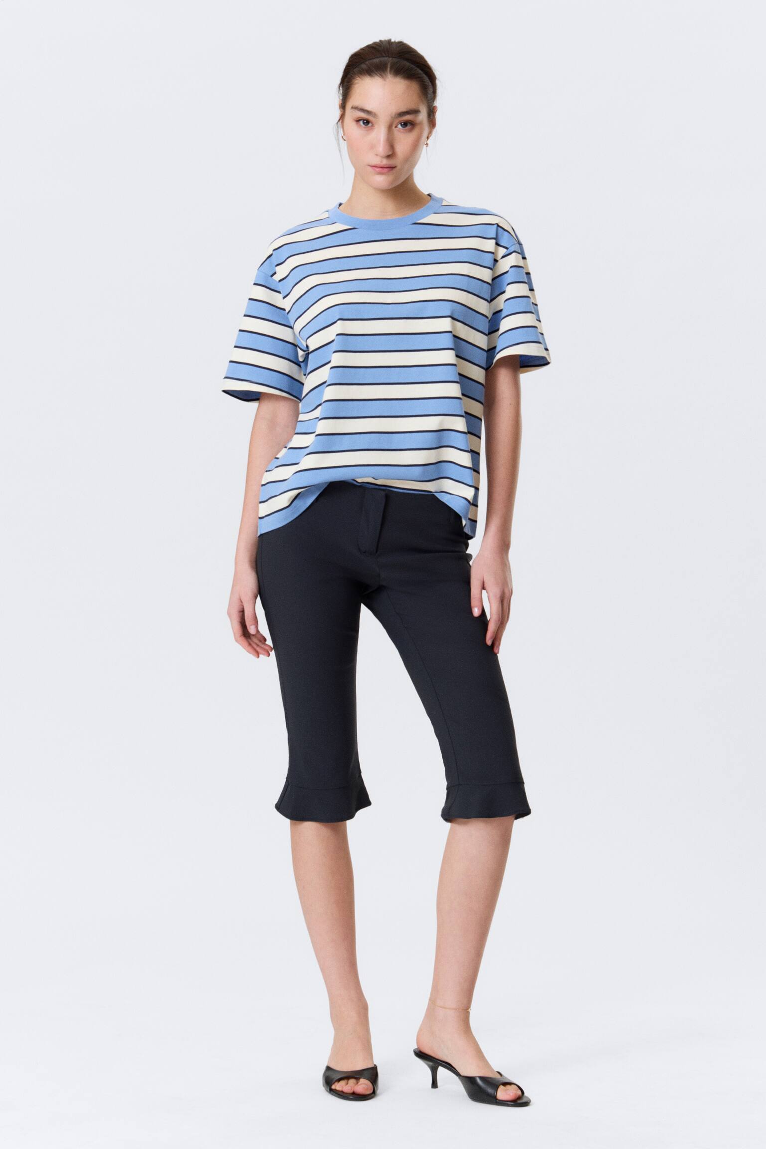 T-shirt boxy en coton - Rayures bleu et blanc/Rayures noires et blanches/Beige Clair - Rayure Lilas - 1