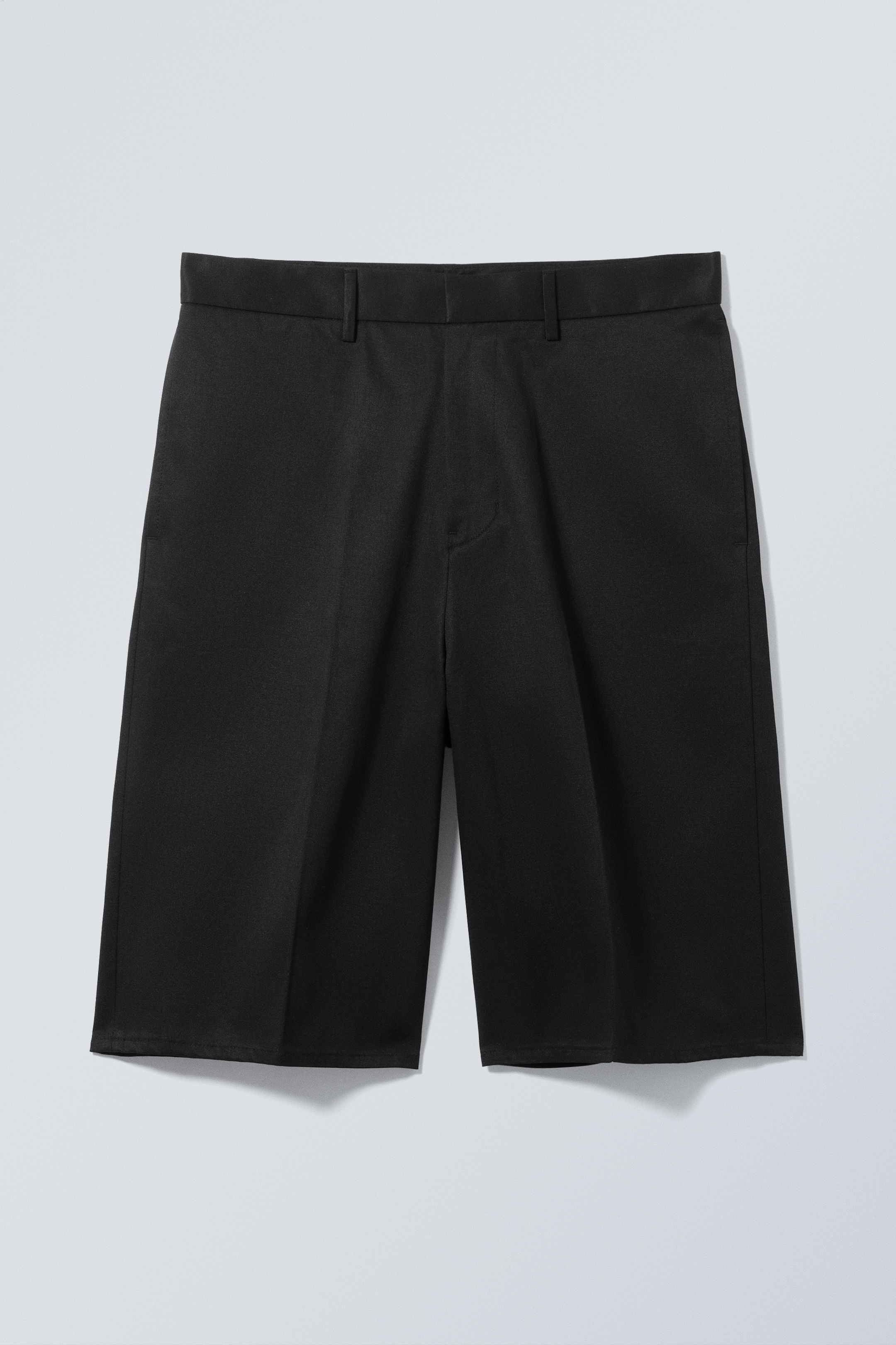 Zobrazit větší obrázek: Loose Fit Tailored Suiting Shorts - Black - MUŽI | H&M CZ 1