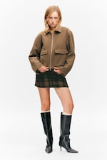 Mattes Braun - Kurze, kastige Zip-Jacke - 0