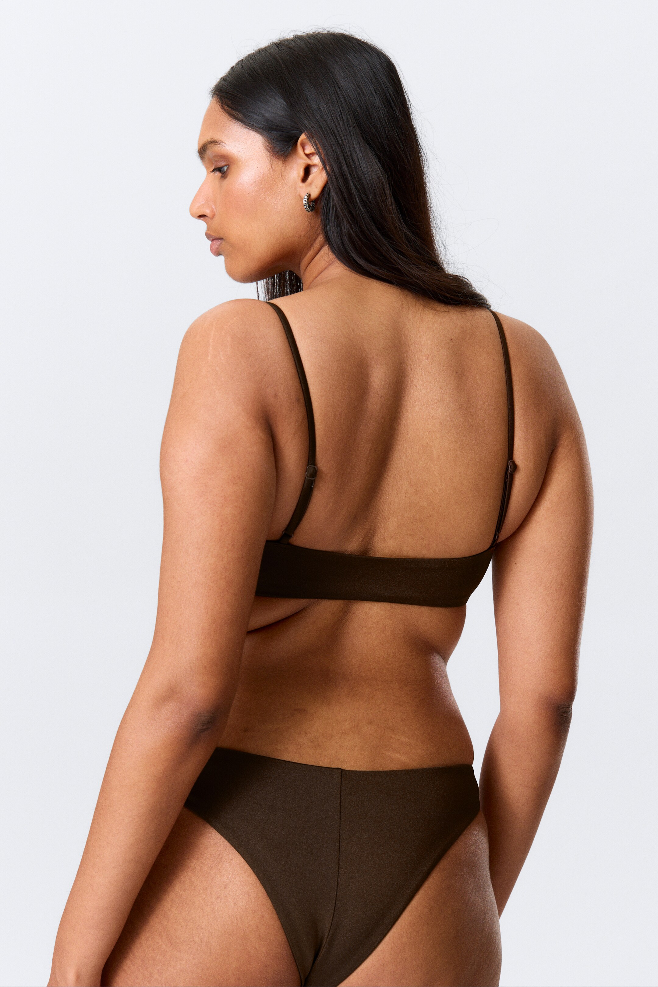 Se større billede: Buet bikinitop - Mørkebrun - DAME | H&M DK 3