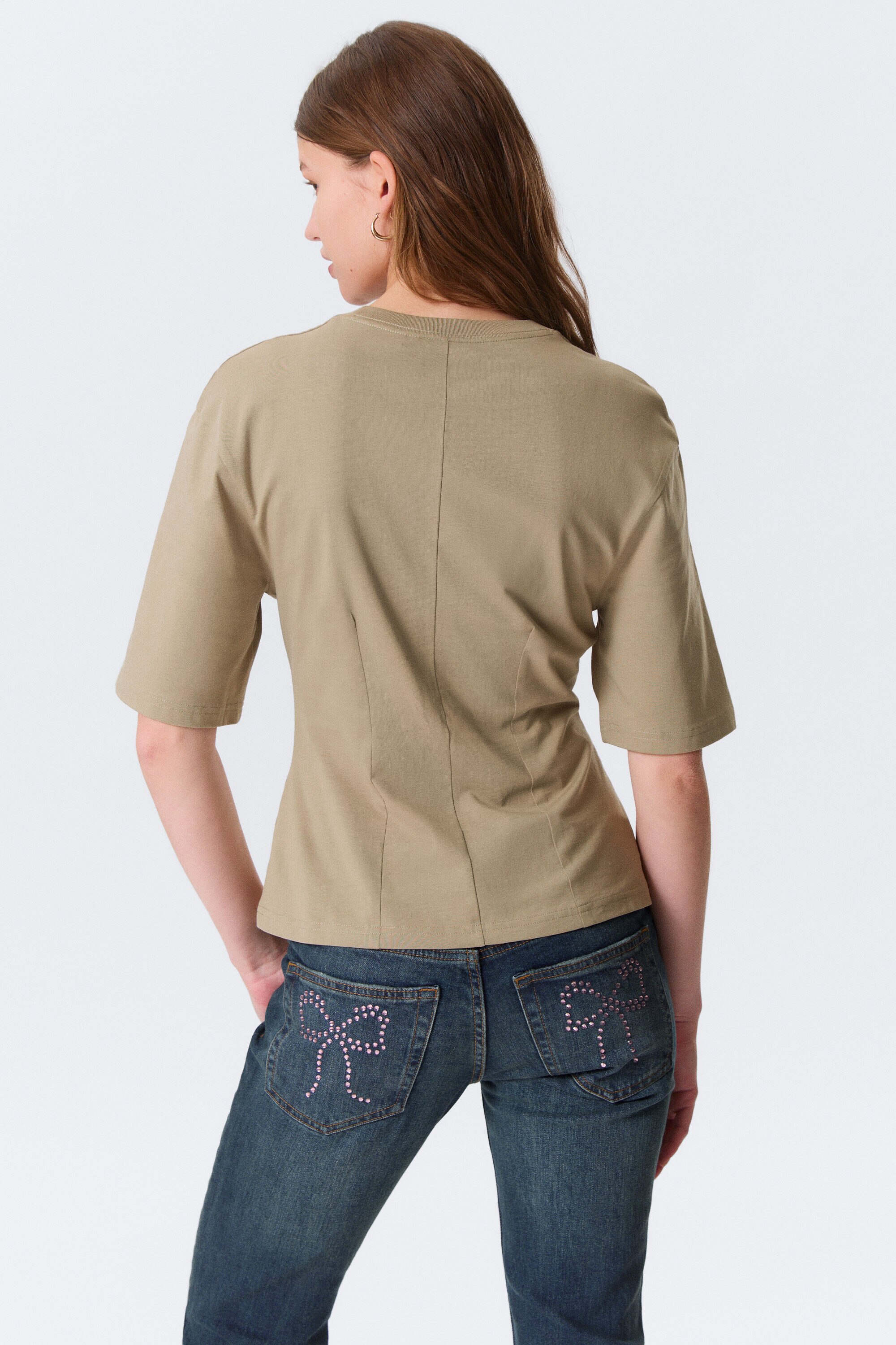 fitted dart detail t-shirt - Light Khaki Green | Monki WW