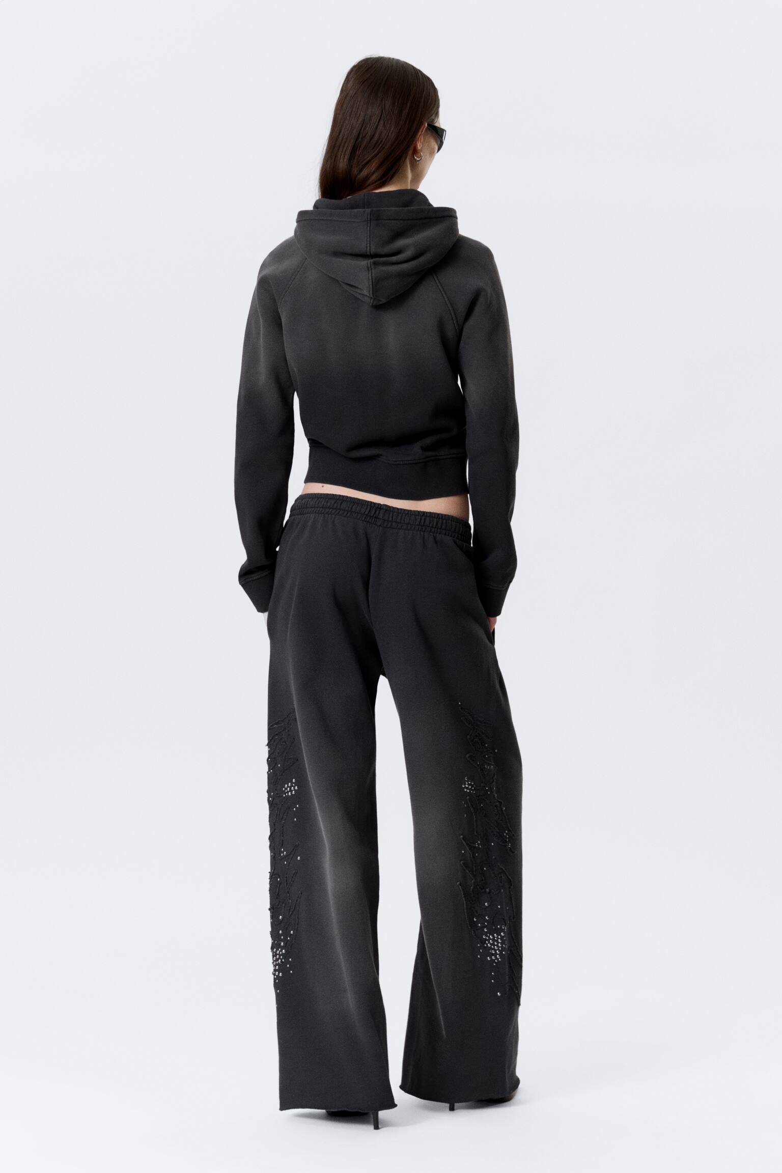 Slim hoodie met rits en studs en grafische print - Gewassen zwart met studs - 5