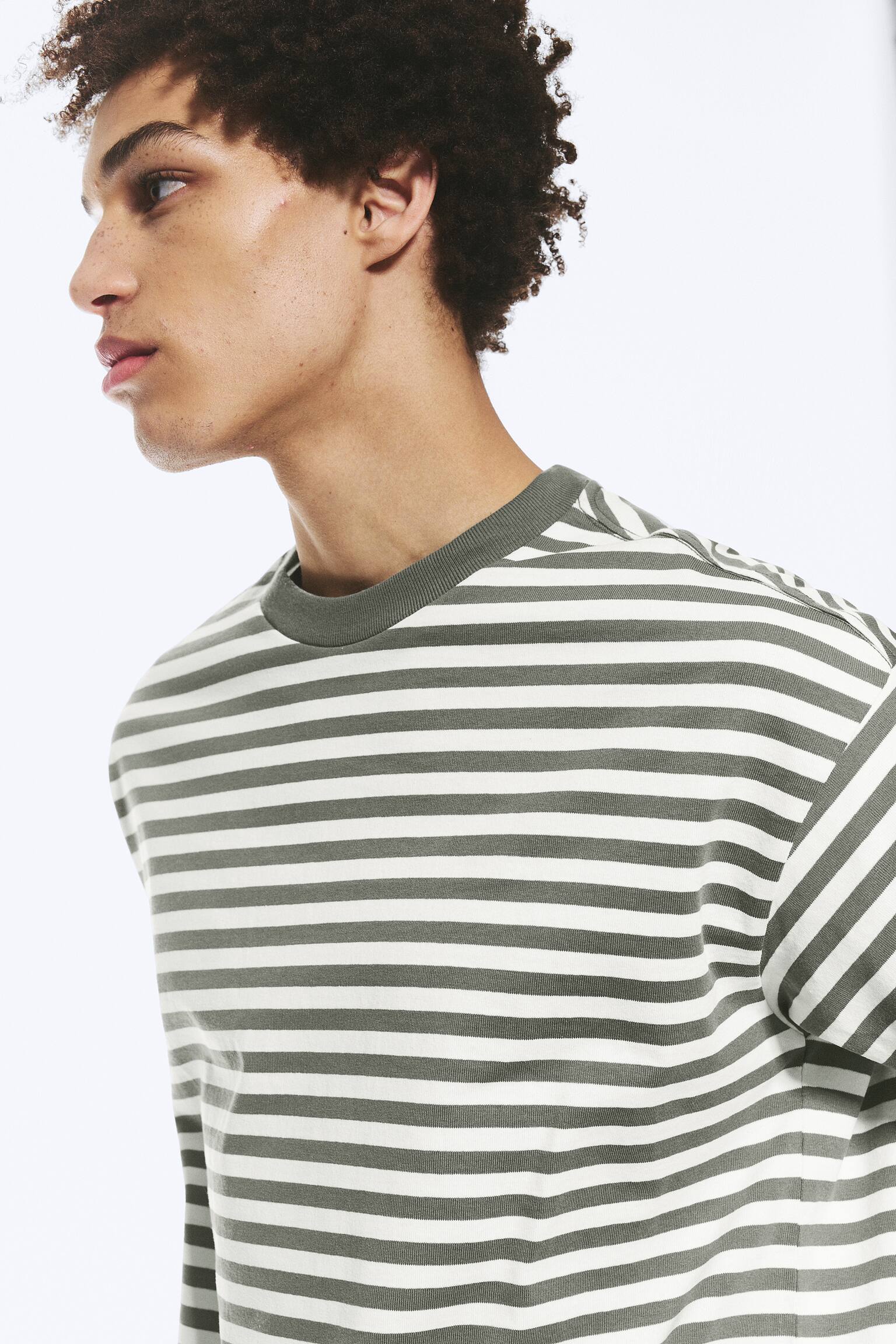 Loose Boxy T-shirt - White - Khaki Stripe/White/Black/White & Dark Brown Stripes/Washed Dark Green/White - Navy Stripe/Light Khaki Green/Washed Blue/Khaki Green - 3