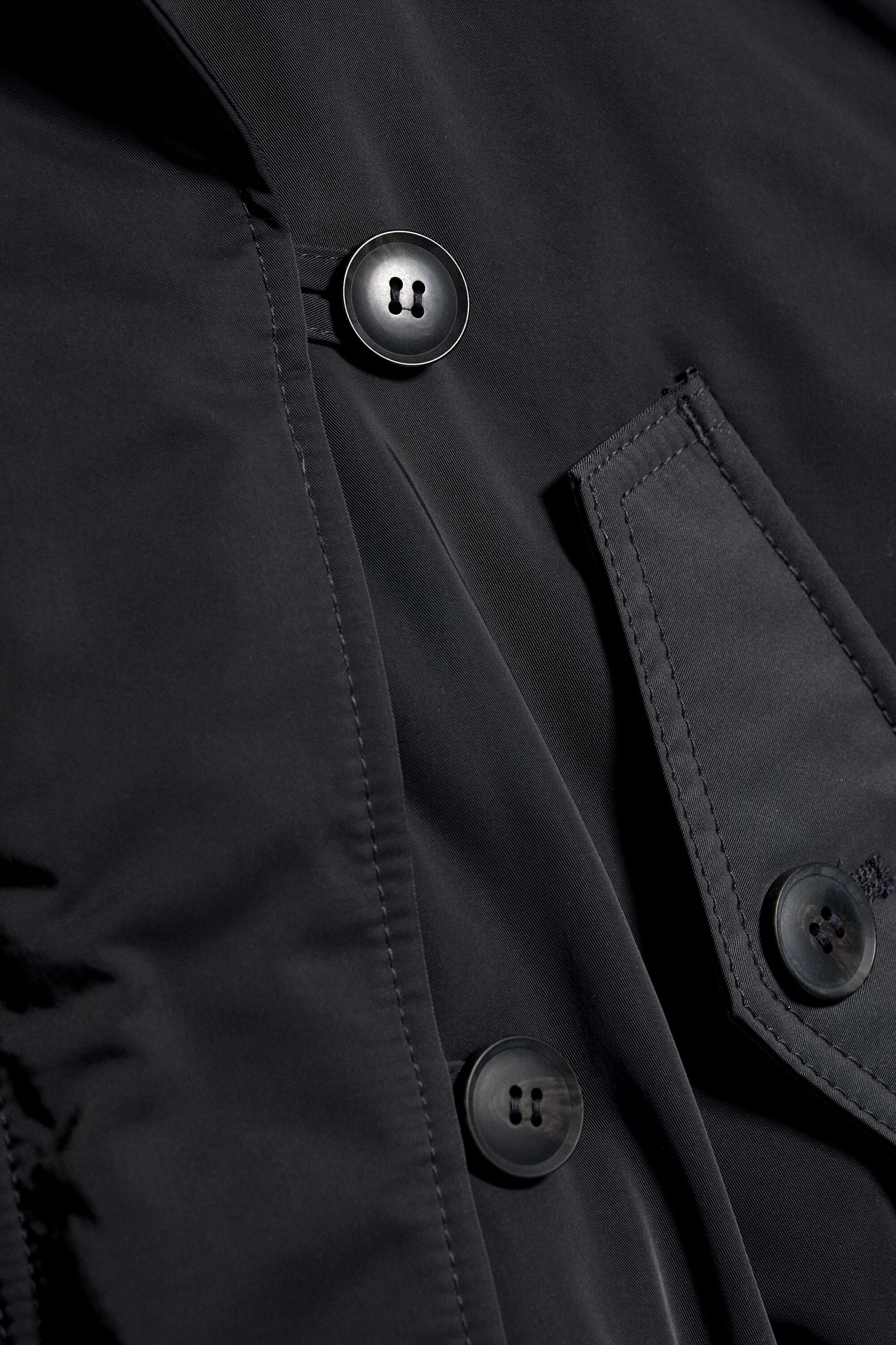 Dunkelgrau - Cropped Bomberjacke mit Kunstfellkapuze - 6