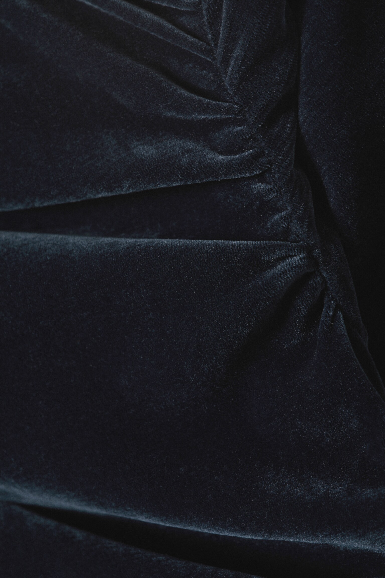 asymetrický top ze sametové síťoviny - Dark Blue/Black - 4