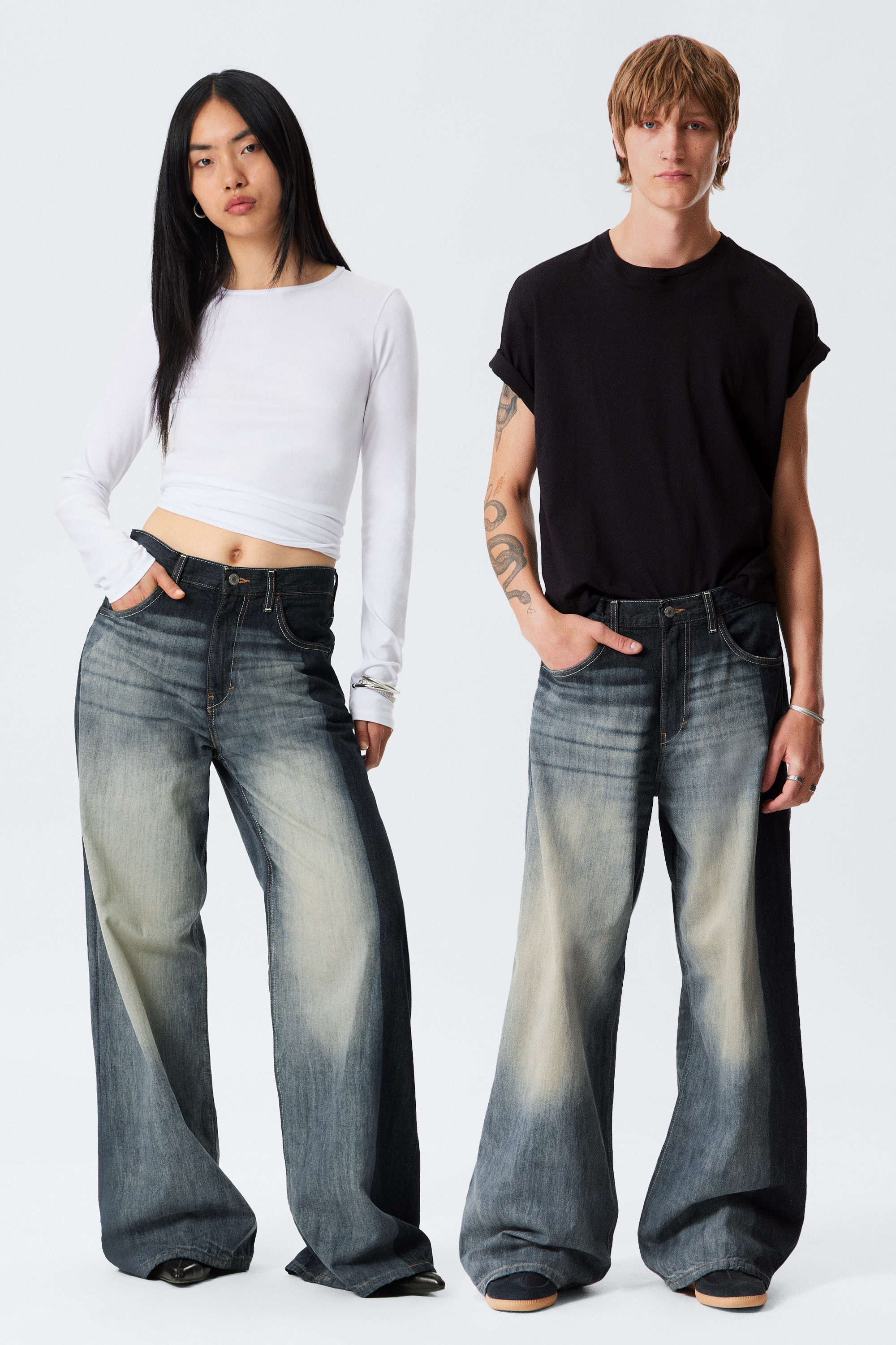 Laser Board Blue - Mittelblau - Solar Loose Wide Leg Unisex Jeans - 1