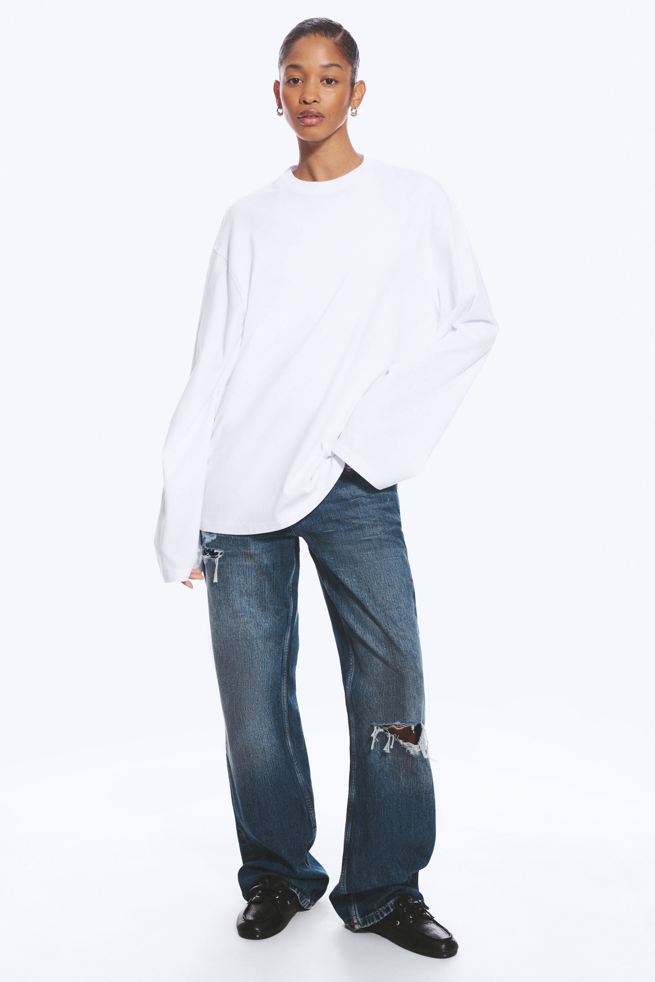 Weiß - Oversized-T-Shirt mit langen Ärmeln - 4
