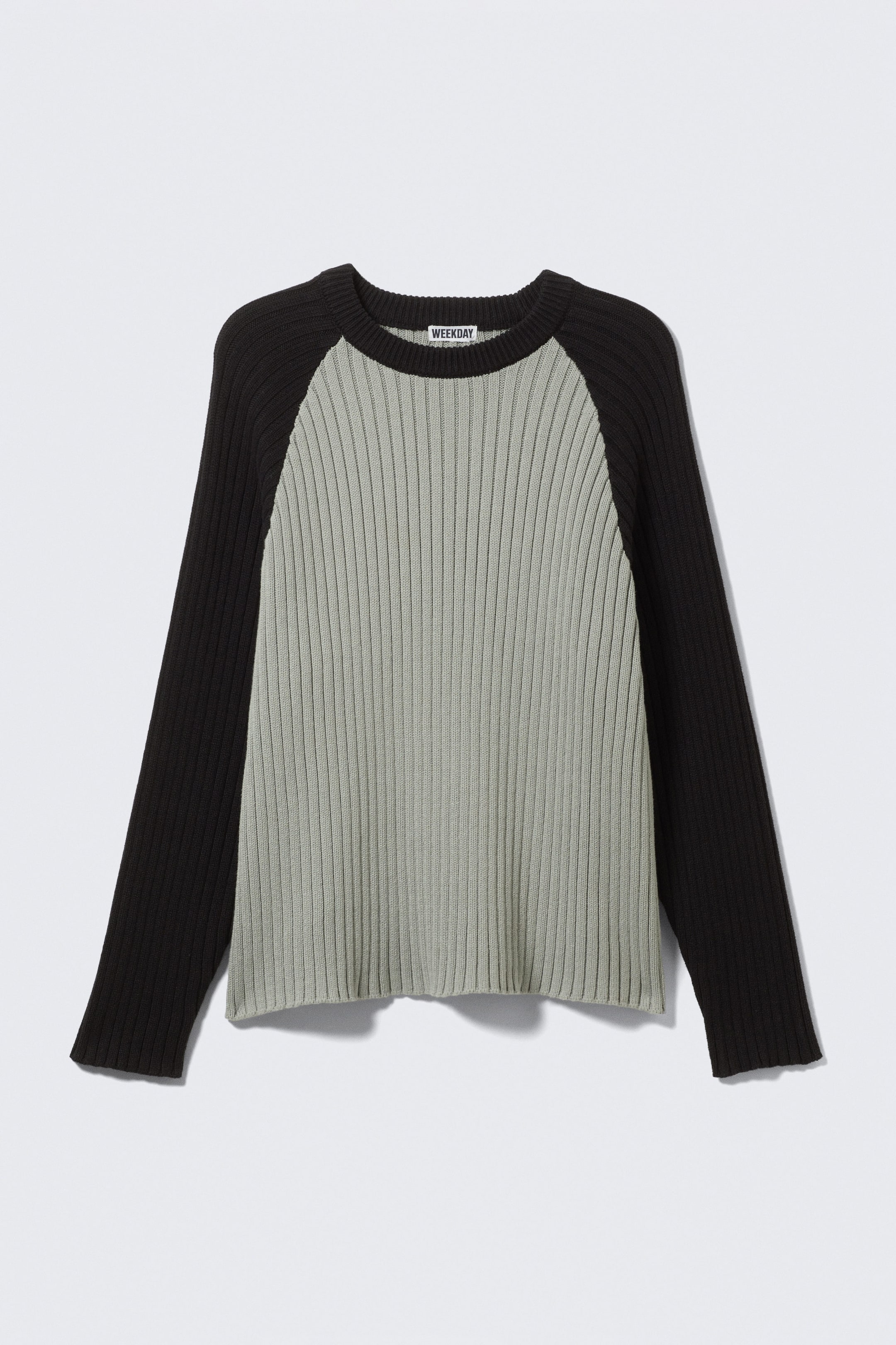 Grey/Black - Ribbestrikket bomullsgenser med raglanermer - 1