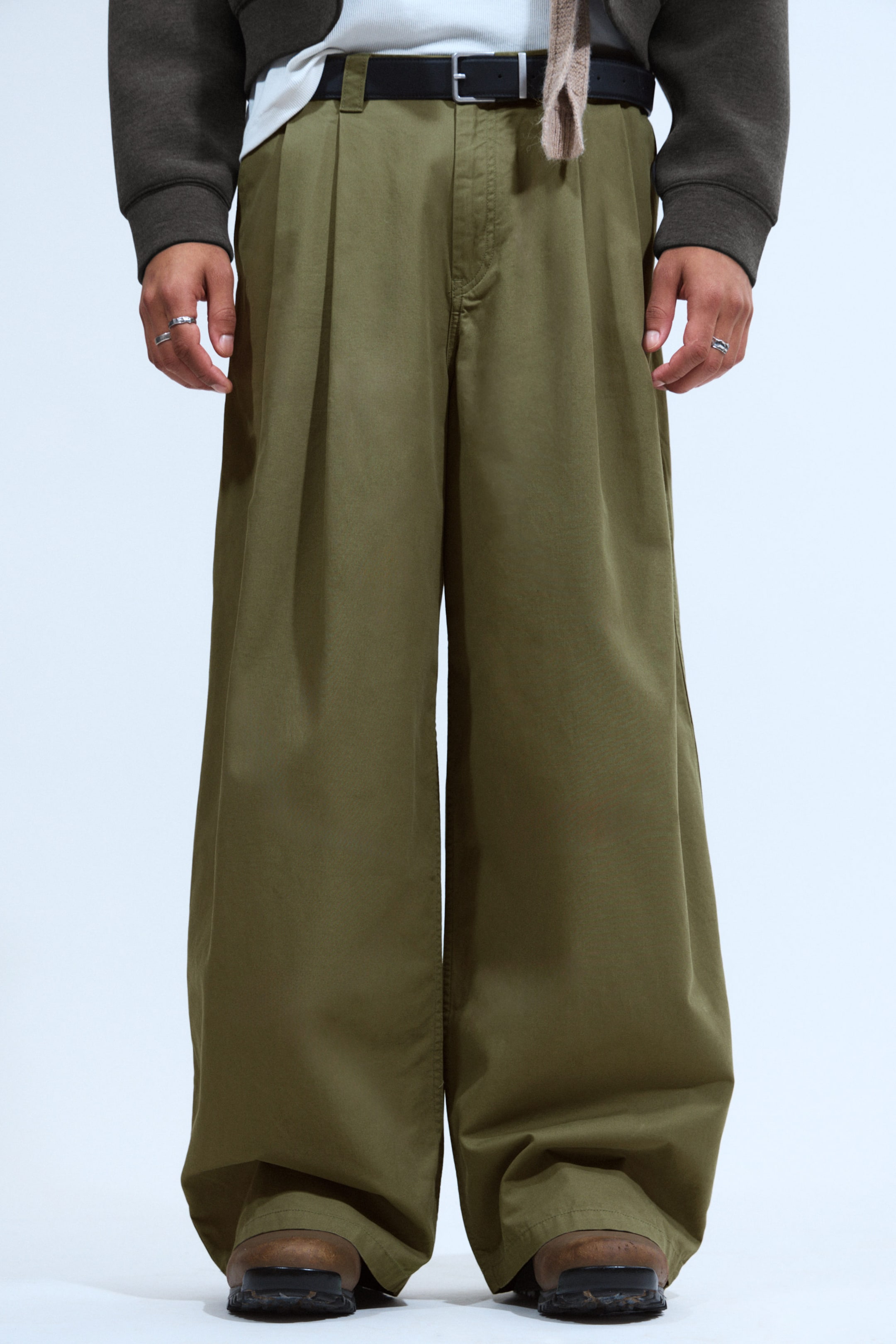 Khaki - Oversized Chinos aus Baumwoll-Twill mit Bundfalten - 2