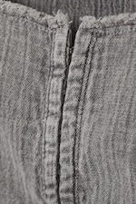 Verwaschenes Grau - Verwaschenes Twill-Oberteil mit eckigem Ausschnitt - 1
