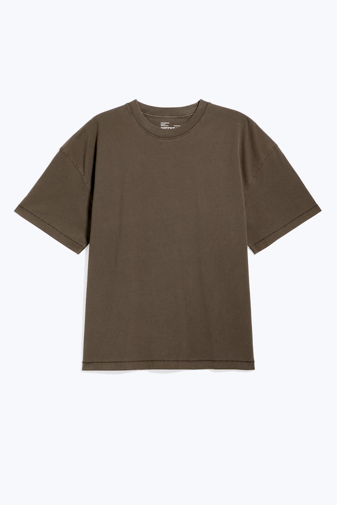 Pudełkowy T-shirt oversize - Dark Mole/Light Dusty Mole/Washed Black/Biały/Zakurzony fiolet/Biały/Jasna zakurzona zieleń khaki/Sprany Ciemnobrązowy - 1