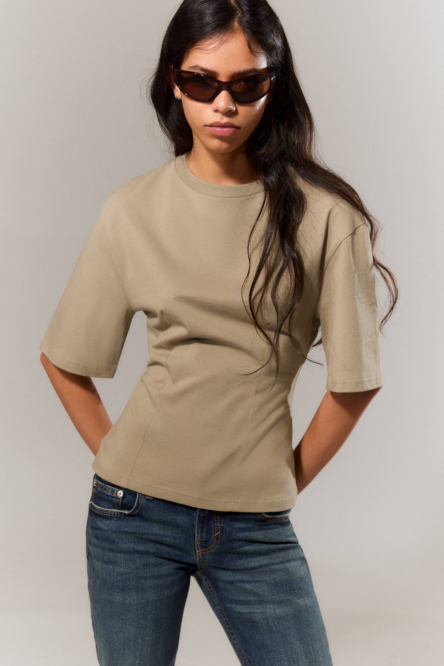 Fitted Dart Detail T-shirt - Licht kakigroen/Lichtroze/Wit - 1