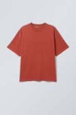 Tvättad Röd - Boxig t-shirt - 3