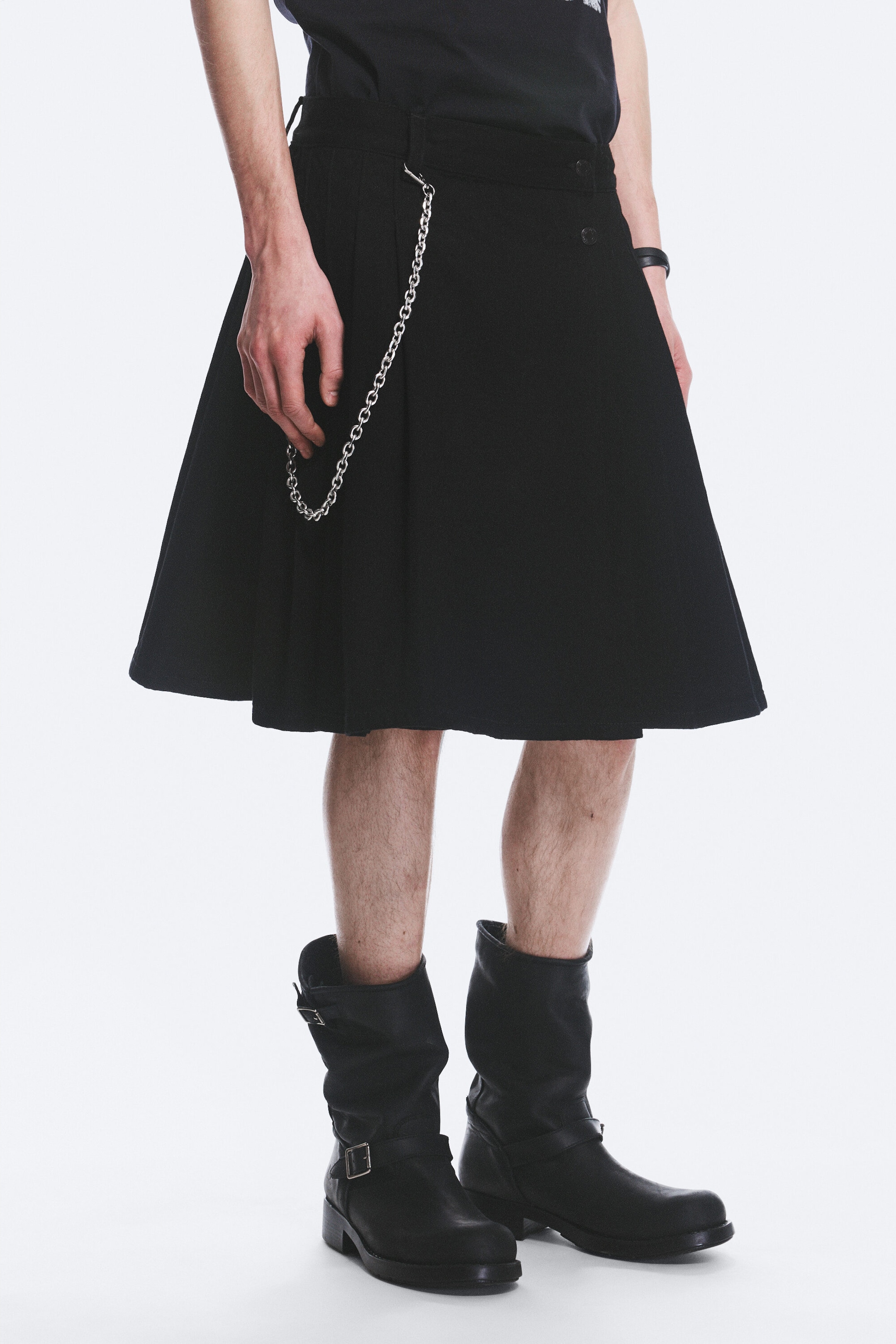 Black - Yungblud Mid Rise Denim Kilt - 2