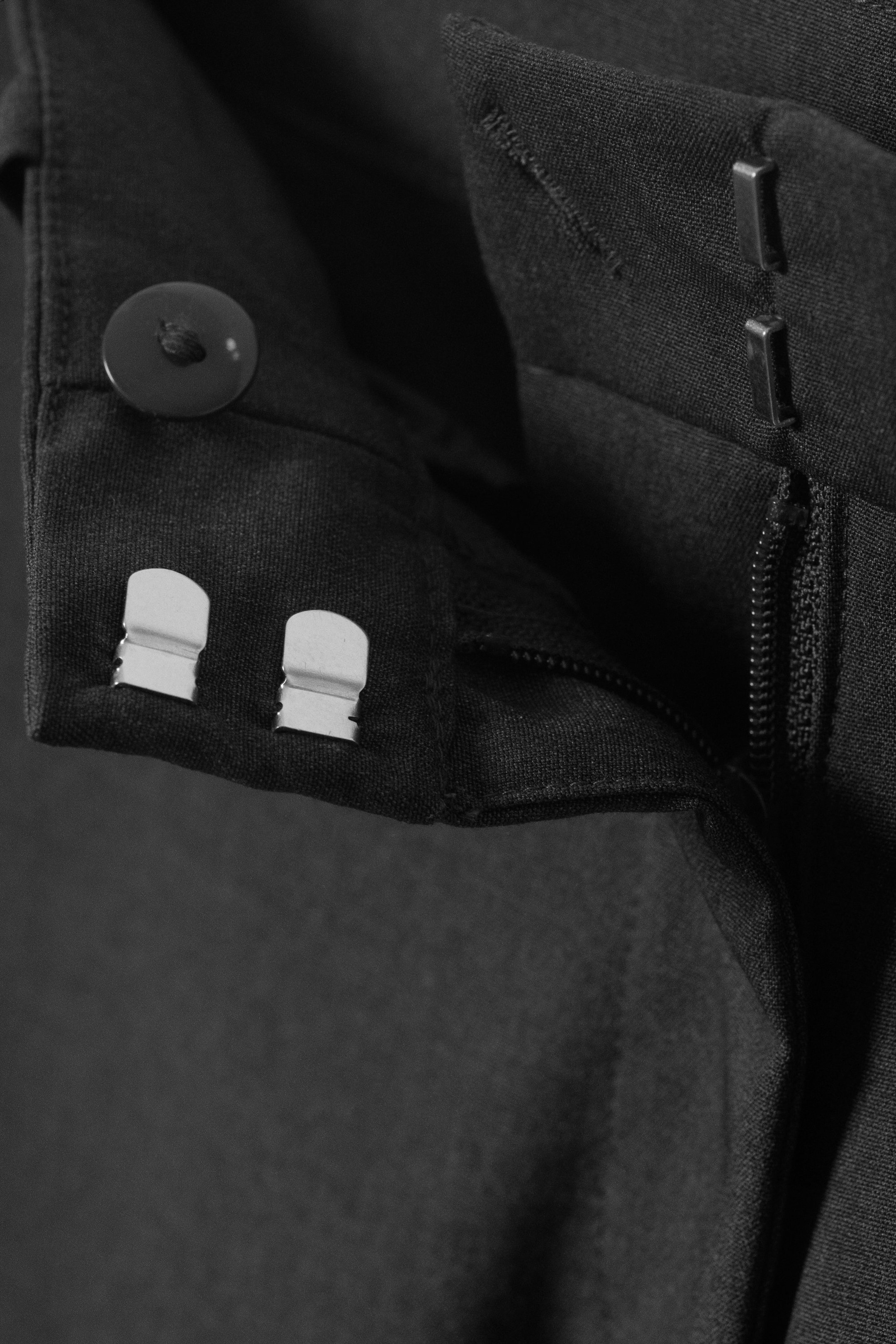 Dark Grey Melange - Low-Waisted Loose Fit Suit Trousers - 2