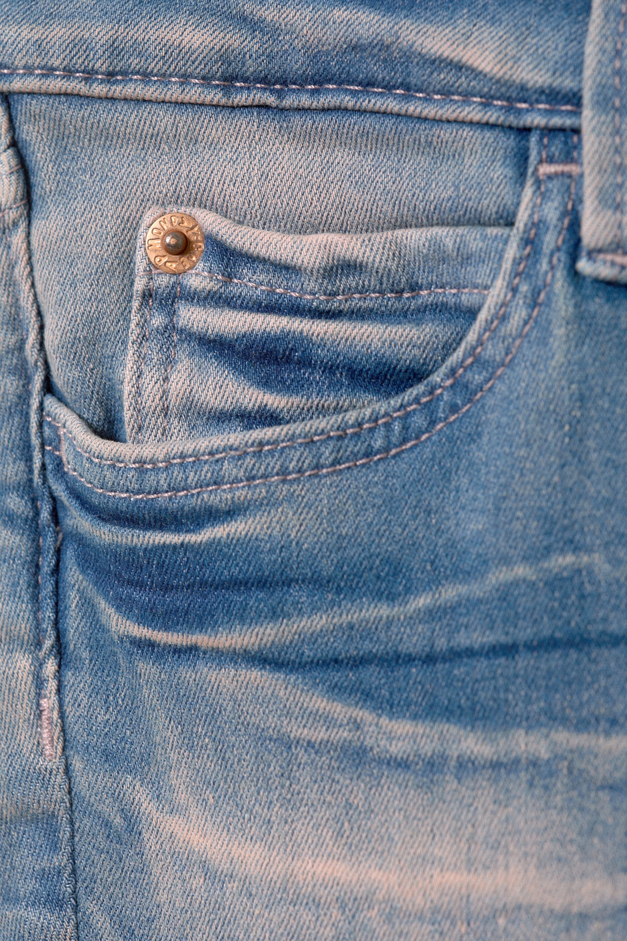 Angel Blue - Medium Blue - Booty Bei Low Rise Skinny Bootcut Jeans - 6