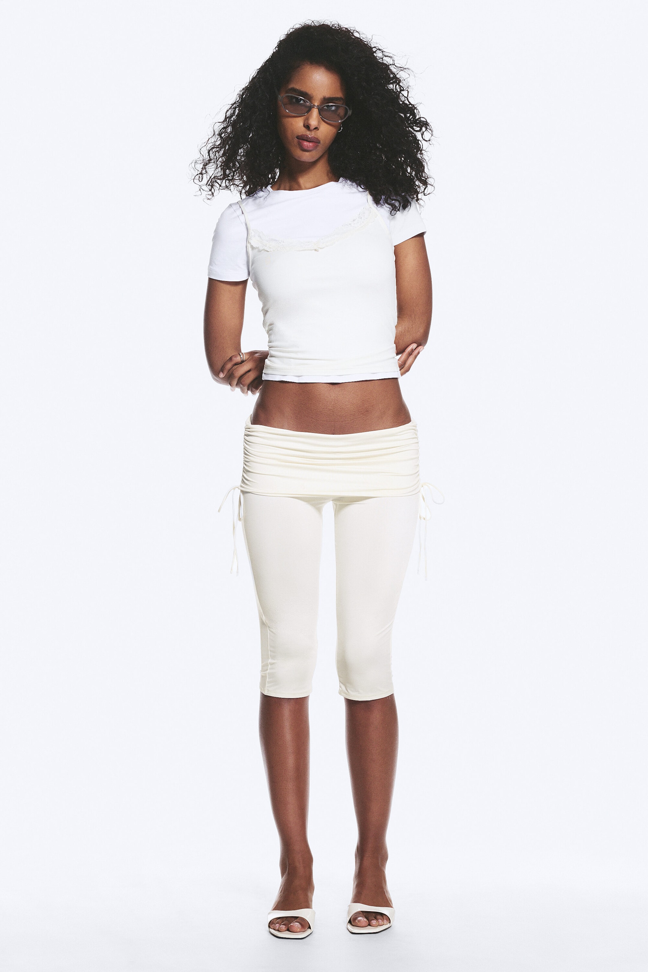 Wit - Ruched Regular Capri Pants - 1