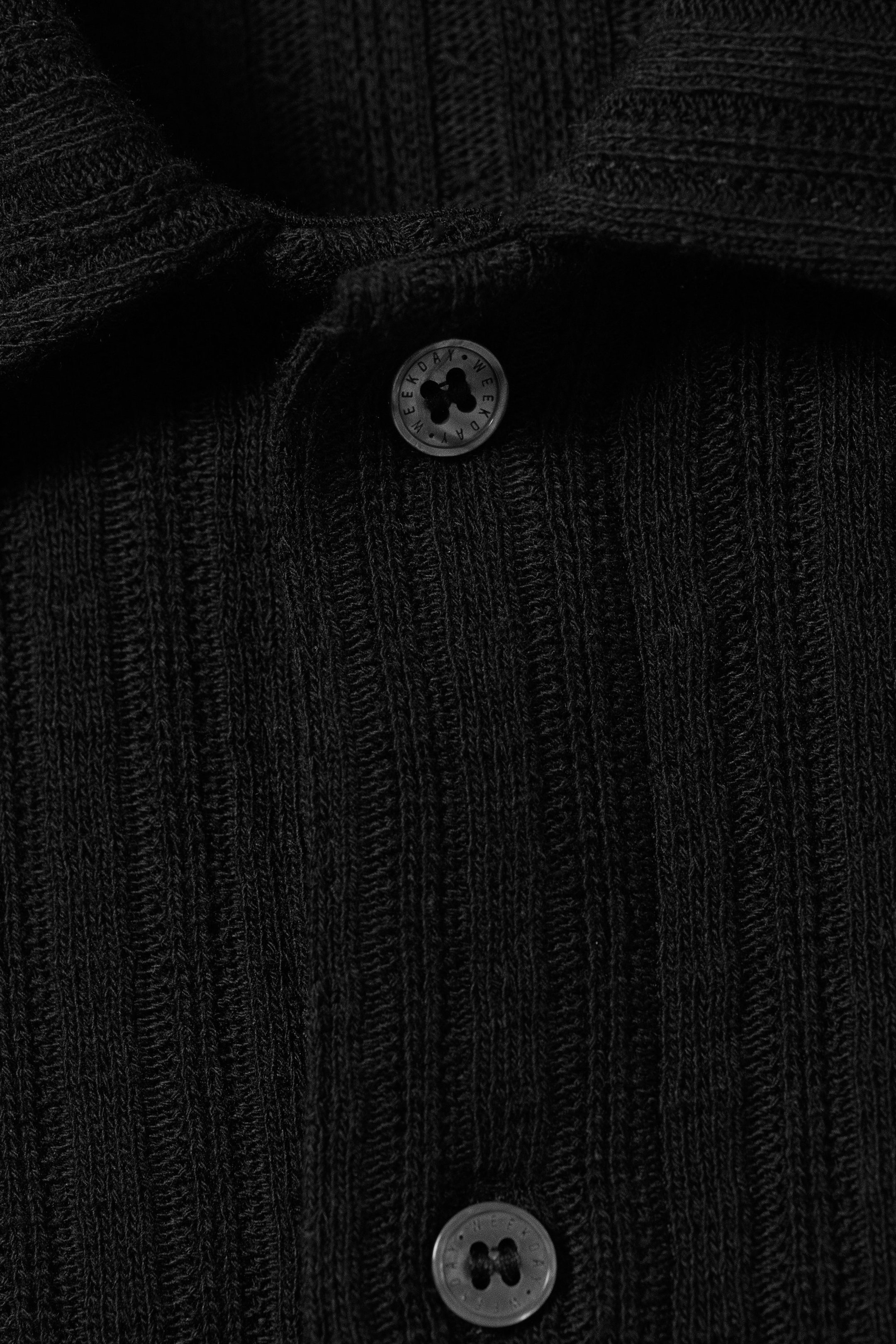 Black - Knitted Short-Sleeved Button-Up Shirt - 4